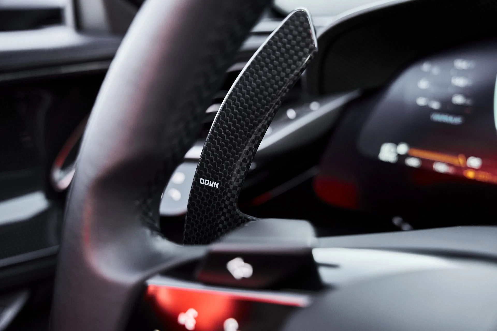 mph055_4042981465_Used_2024_Ferrari_SF_90_Spider_Base_1774739187_c5d6ba6793