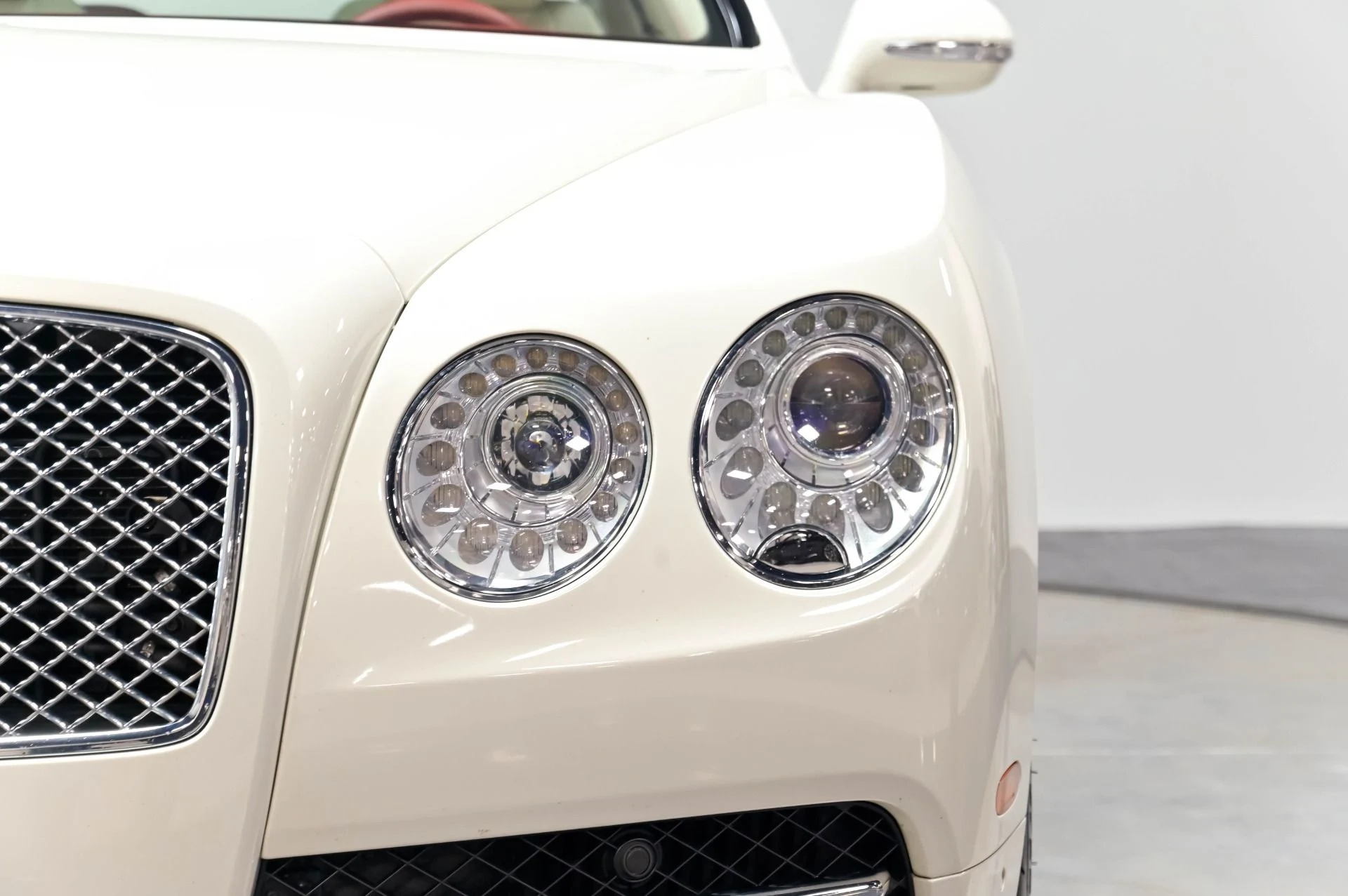 mph055_4071590591_Used_2016_Bentley_Flying_Spur_W12_1779838751_45309e2de0