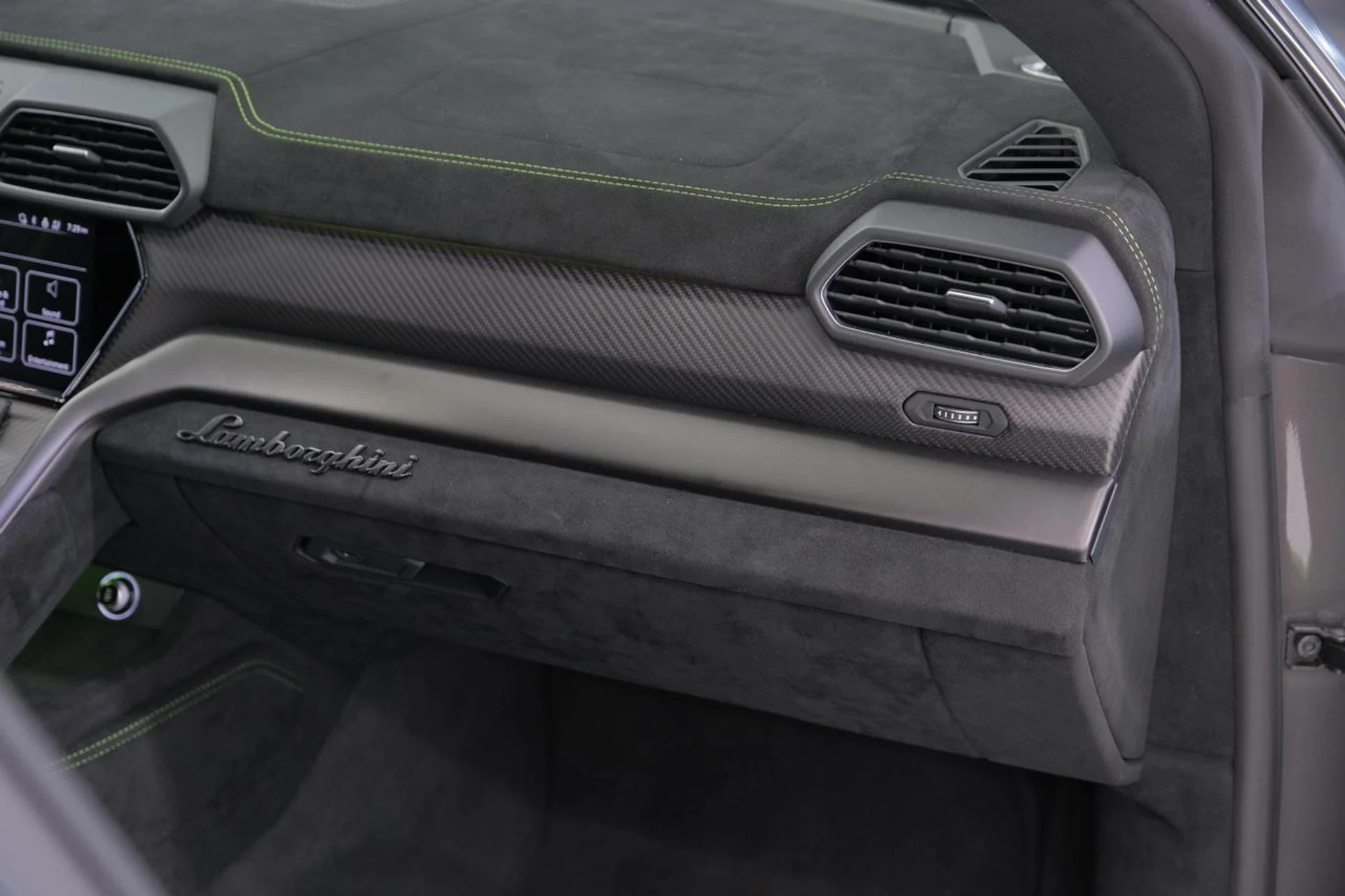 mph055_4130234690_81d75b1b4090974e81bcca0a14f3e787_7e8dc141c9