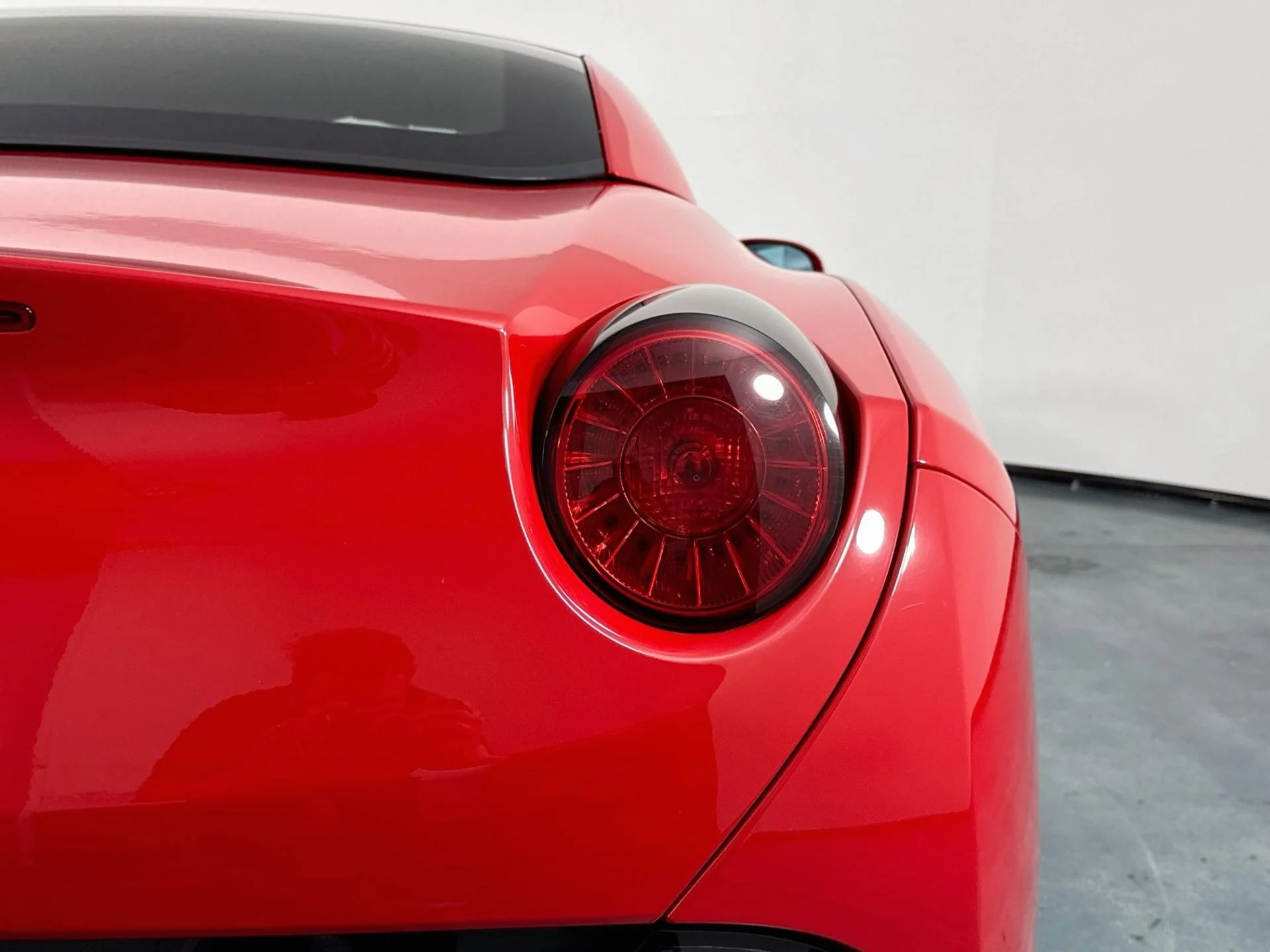 mph055_4141057006_Used_2010_Ferrari_California_1790360501_d63d728df9