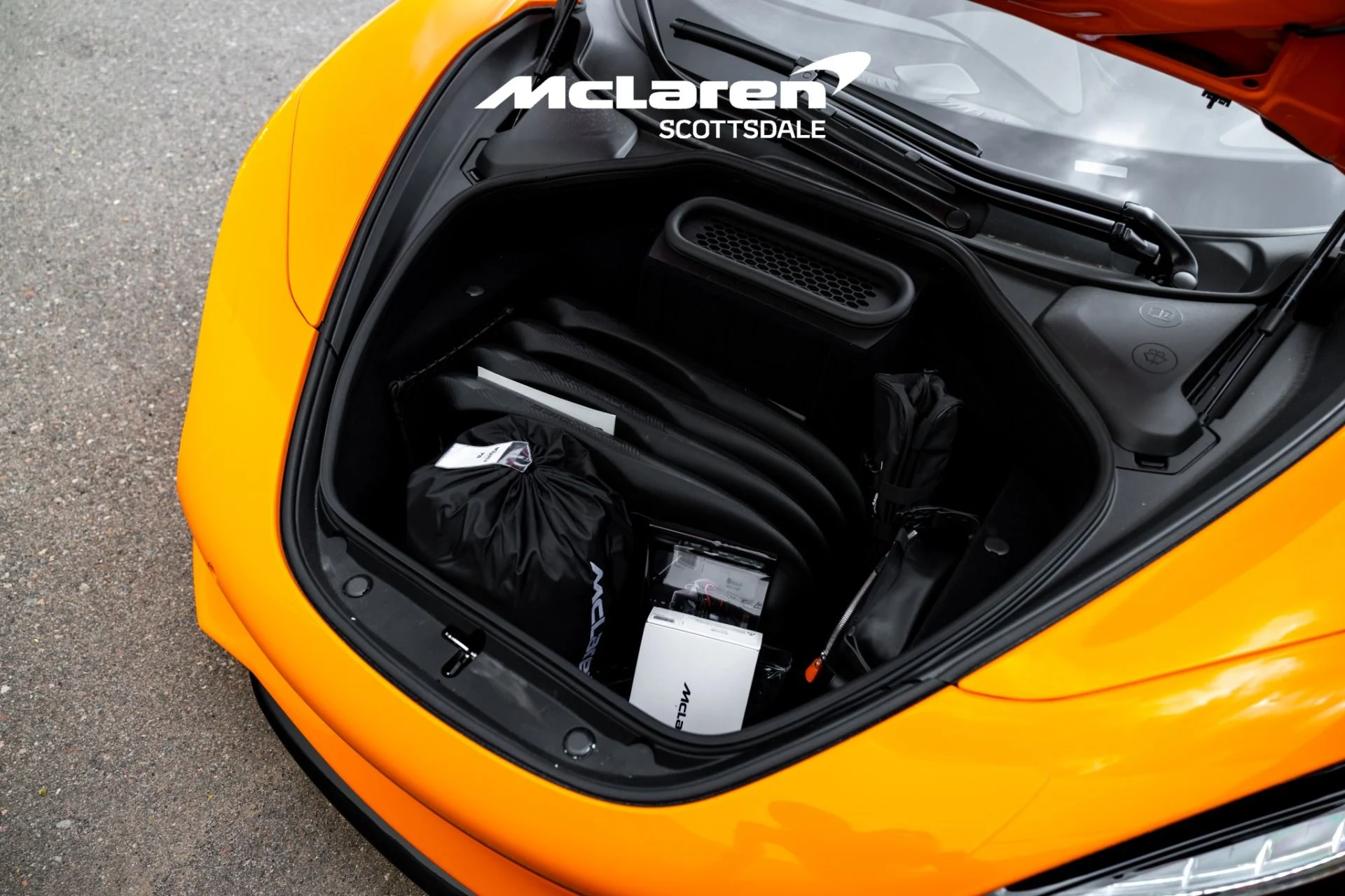 mph055_4146819244_Used_2024_MCLAREN_750_S_PERFORMANCE_1727901268_ec29fb5afa