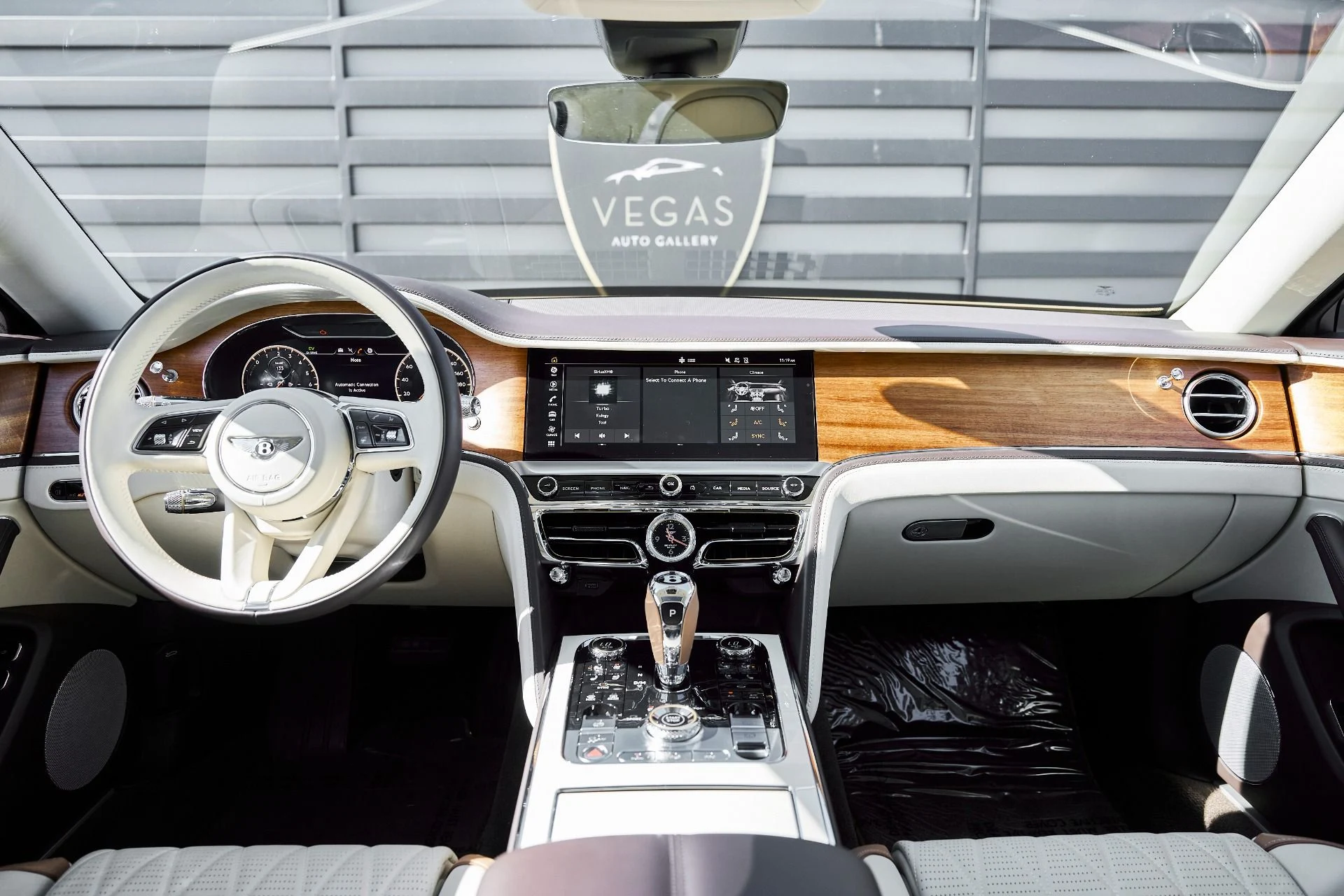 mph055_4154860633_Used_2023_Bentley_Flying_Spur_Hybrid_Odyssean_Edition_1770692508_6b3324101c