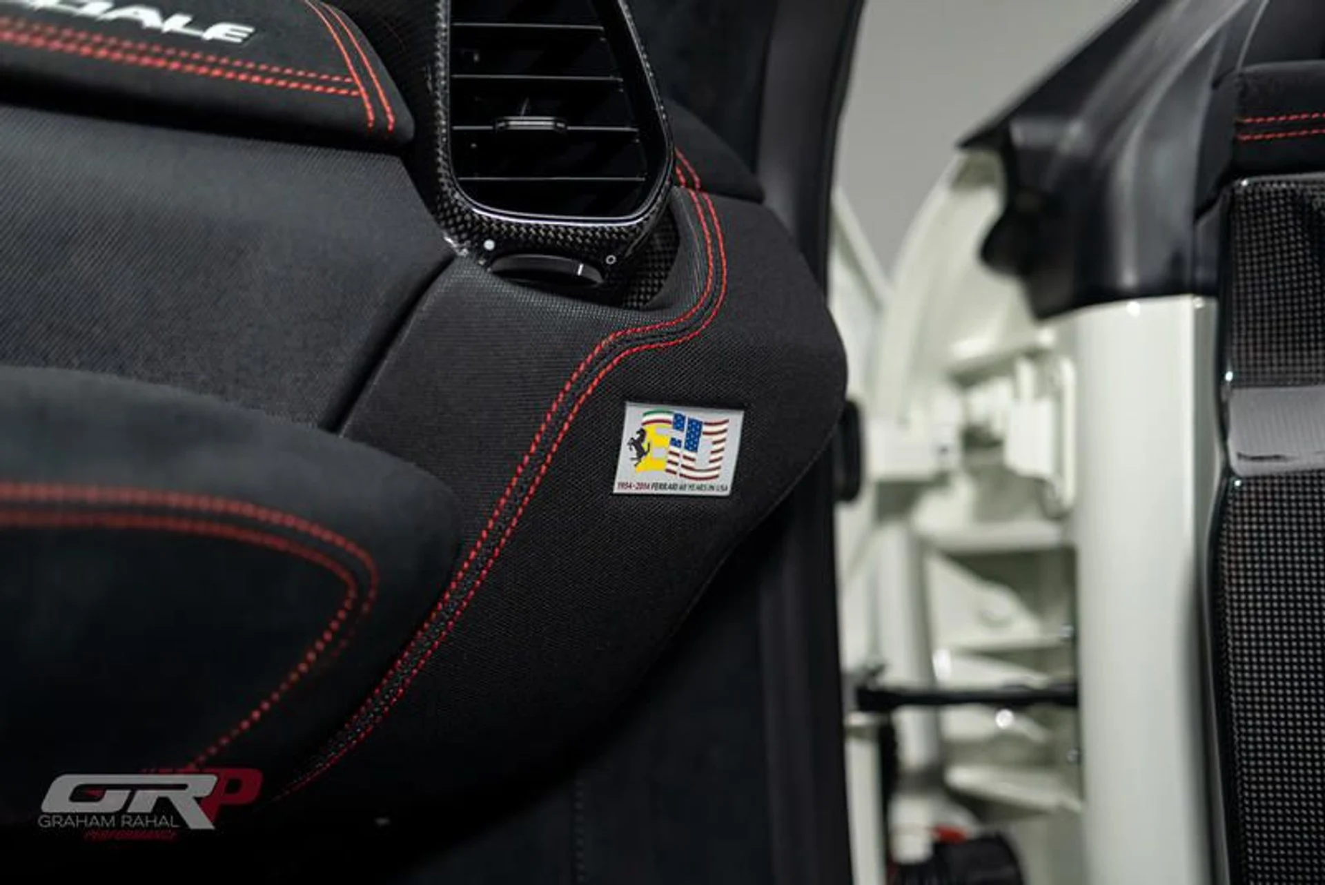 mph055_4173372127_0_C6_ED_38_D_40_C9_4_F60_919_F_2385_A580411_B_8ae7357d54