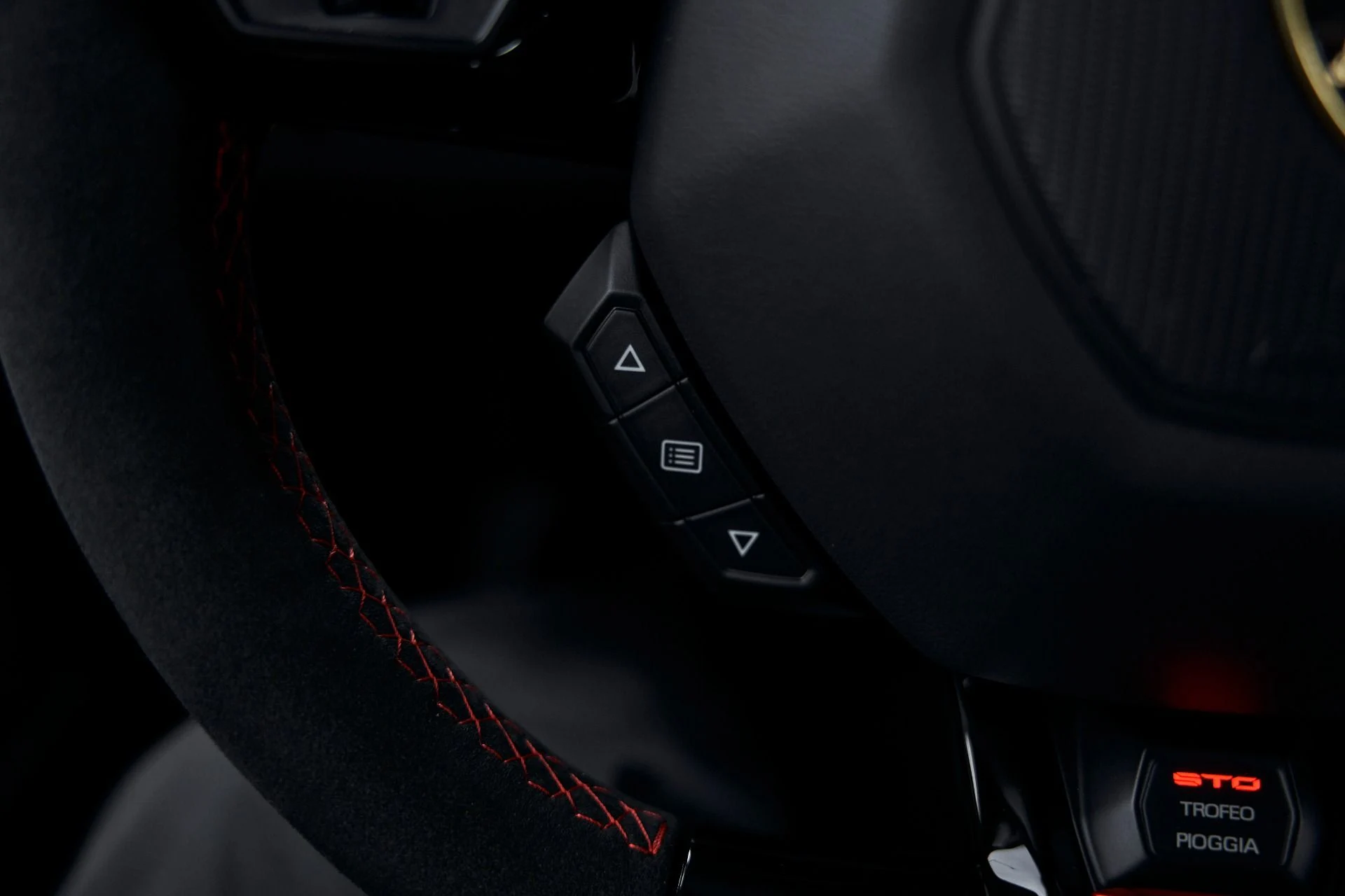 mph055_4196020791_Used_2022_Lamborghini_Huracan_STO_Base_1771294603_e299380eda