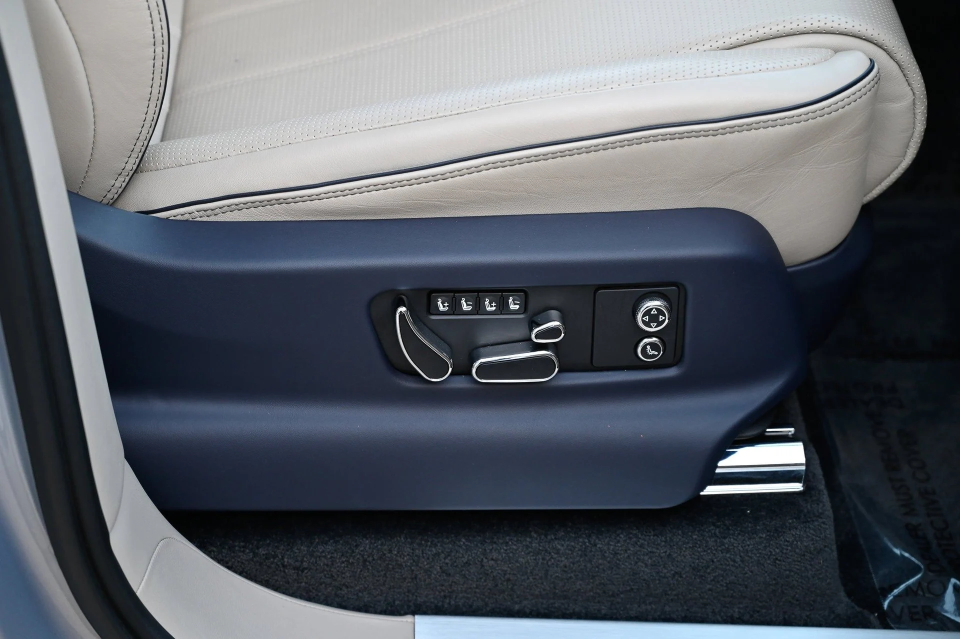 mph055_4200083436_301b3df3d8d641b4887171baa8f3d06b_0c166a2322