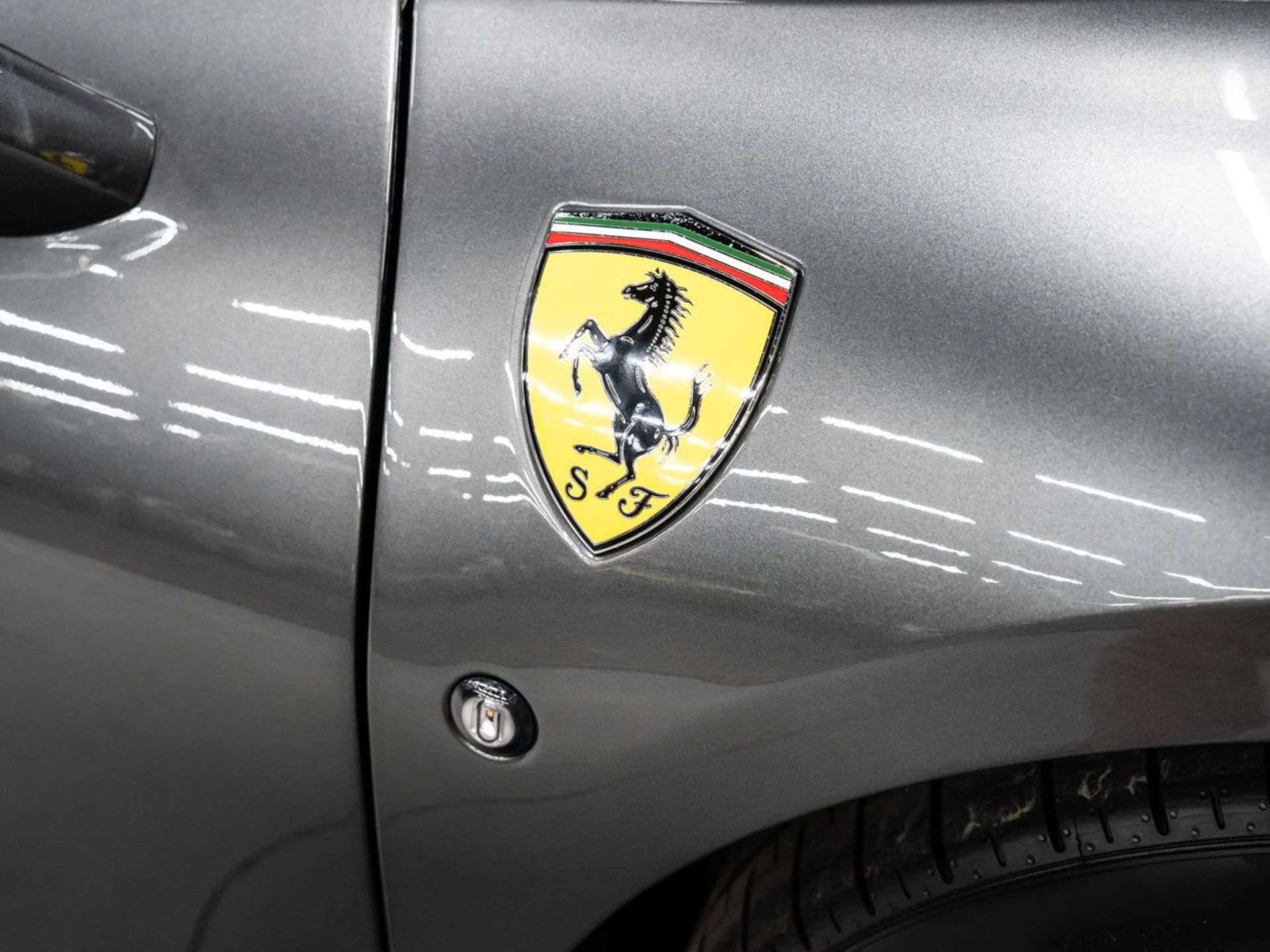 mph055_4207549749_ferrari_f8_spider_2021_b8ca95185f