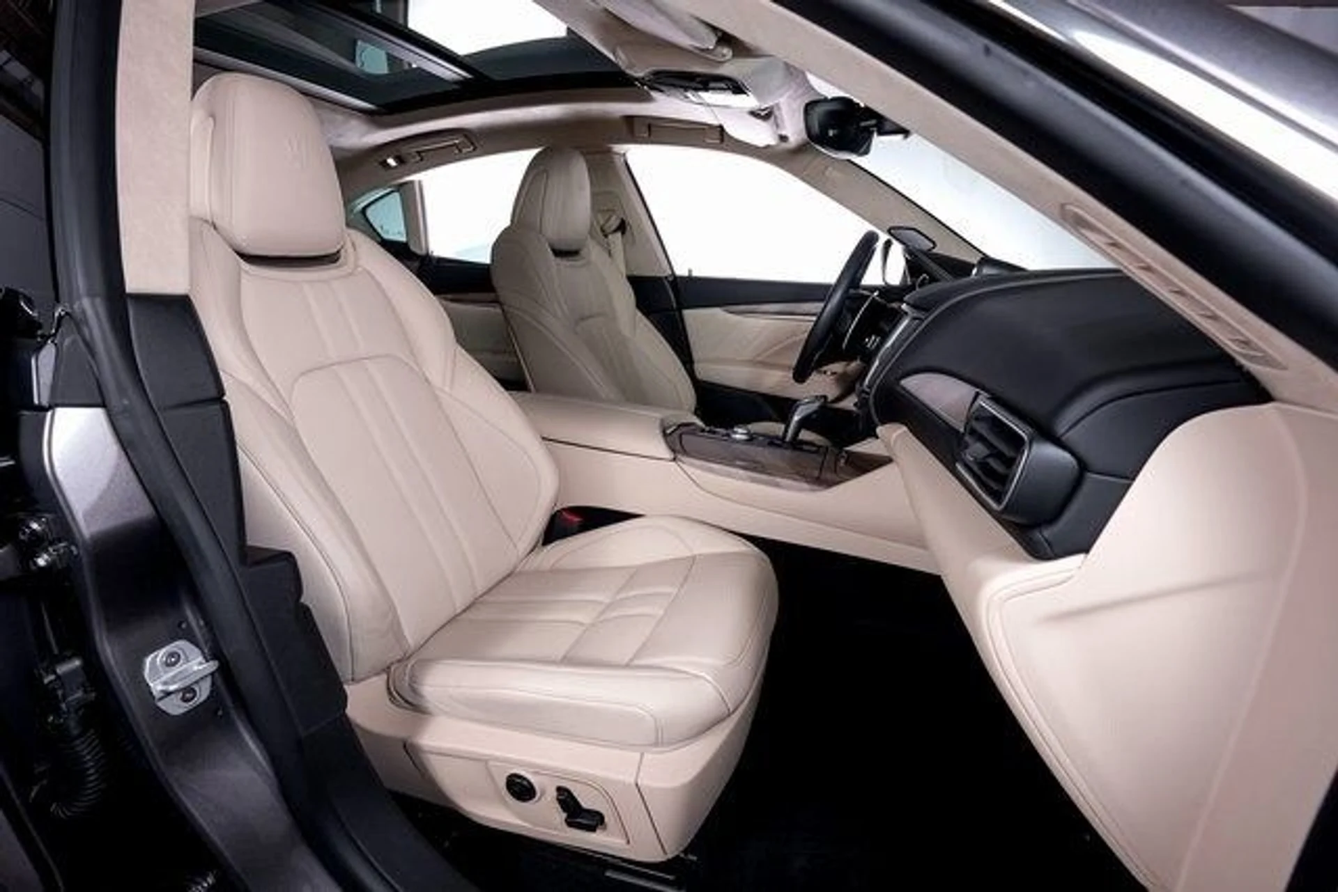 mph055_4212617606_c568df4186f72c6d774e4298ff2e3d74x_409e212ec3