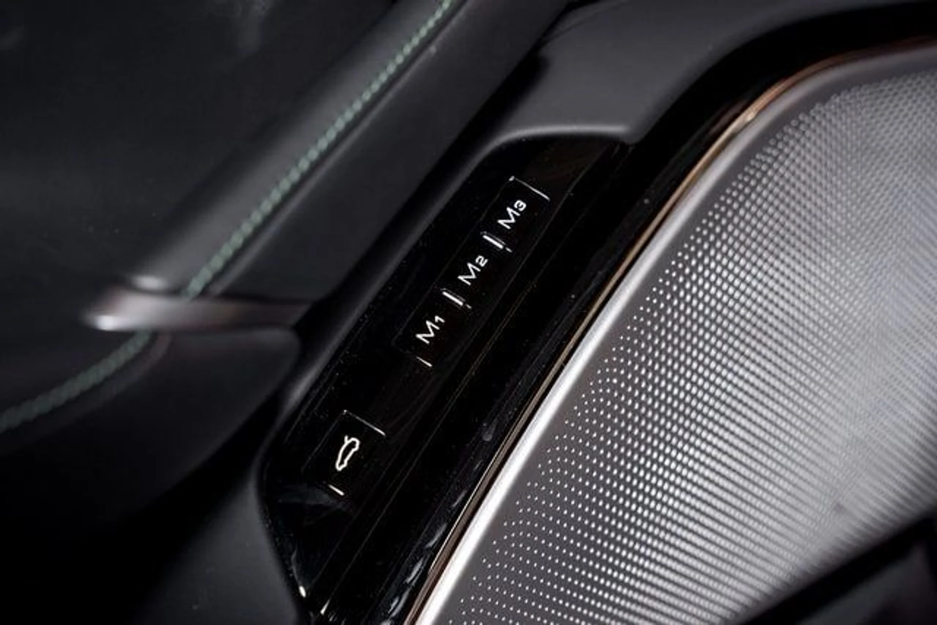 mph055_4256843323_bc80652552d7d99830675187821c06abx_ee5edae2a6