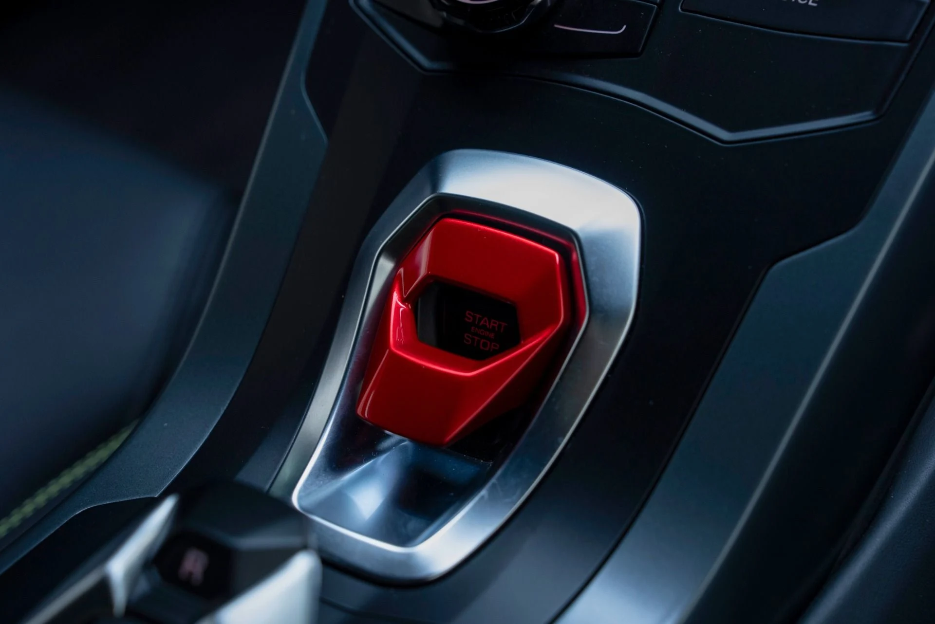 mph055_4276239949_Used_2019_Lamborghini_Huracan_LP_580_2_1780329649_2fcebfc6c8