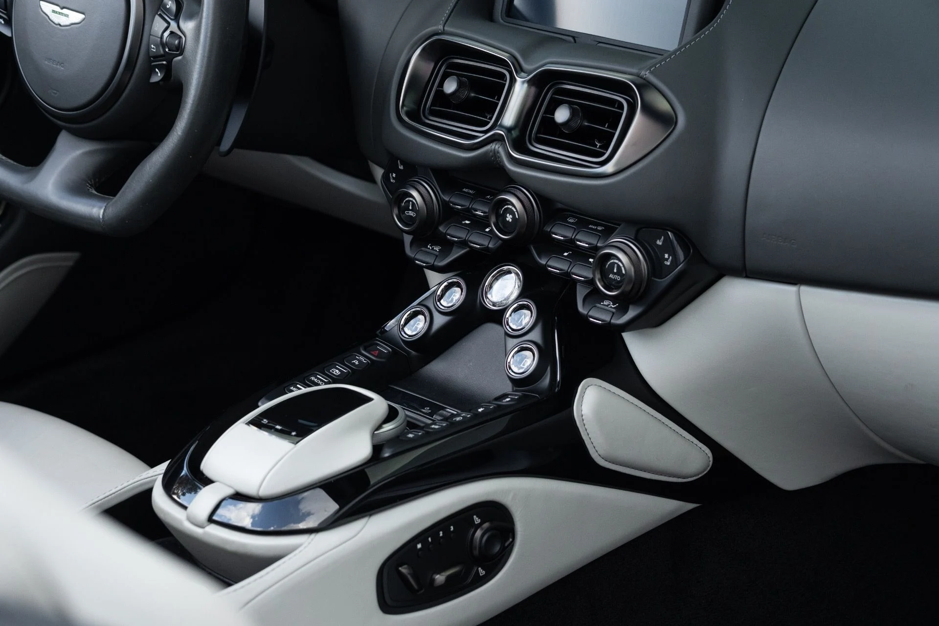 mph055_464548040_Used_2023_Aston_Martin_Vantage_V8_1773336980_8694ad6588