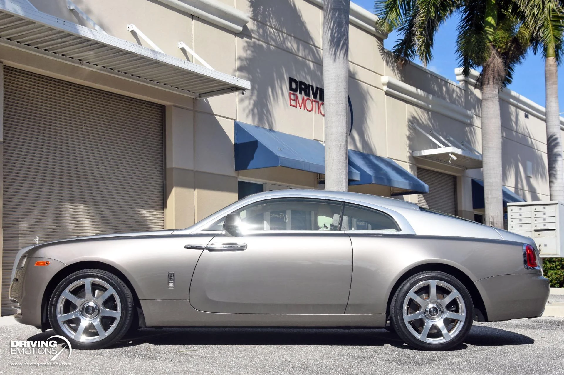 mph055_466232670_883_p56_l_8b25fe4ff9