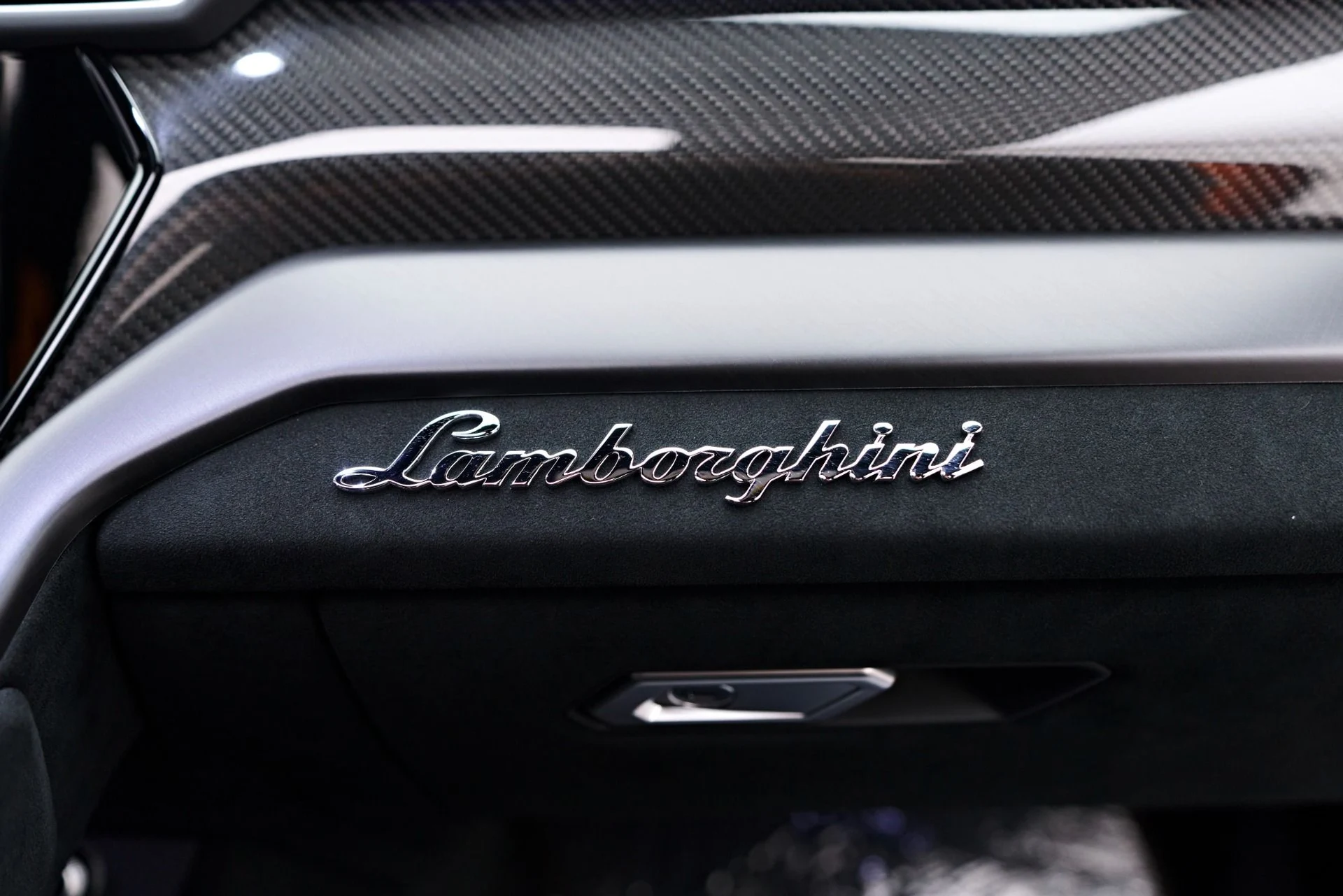 mph055_471718386_Used_2023_Lamborghini_Urus_Performante_1758074145_3c5a4b0ceb