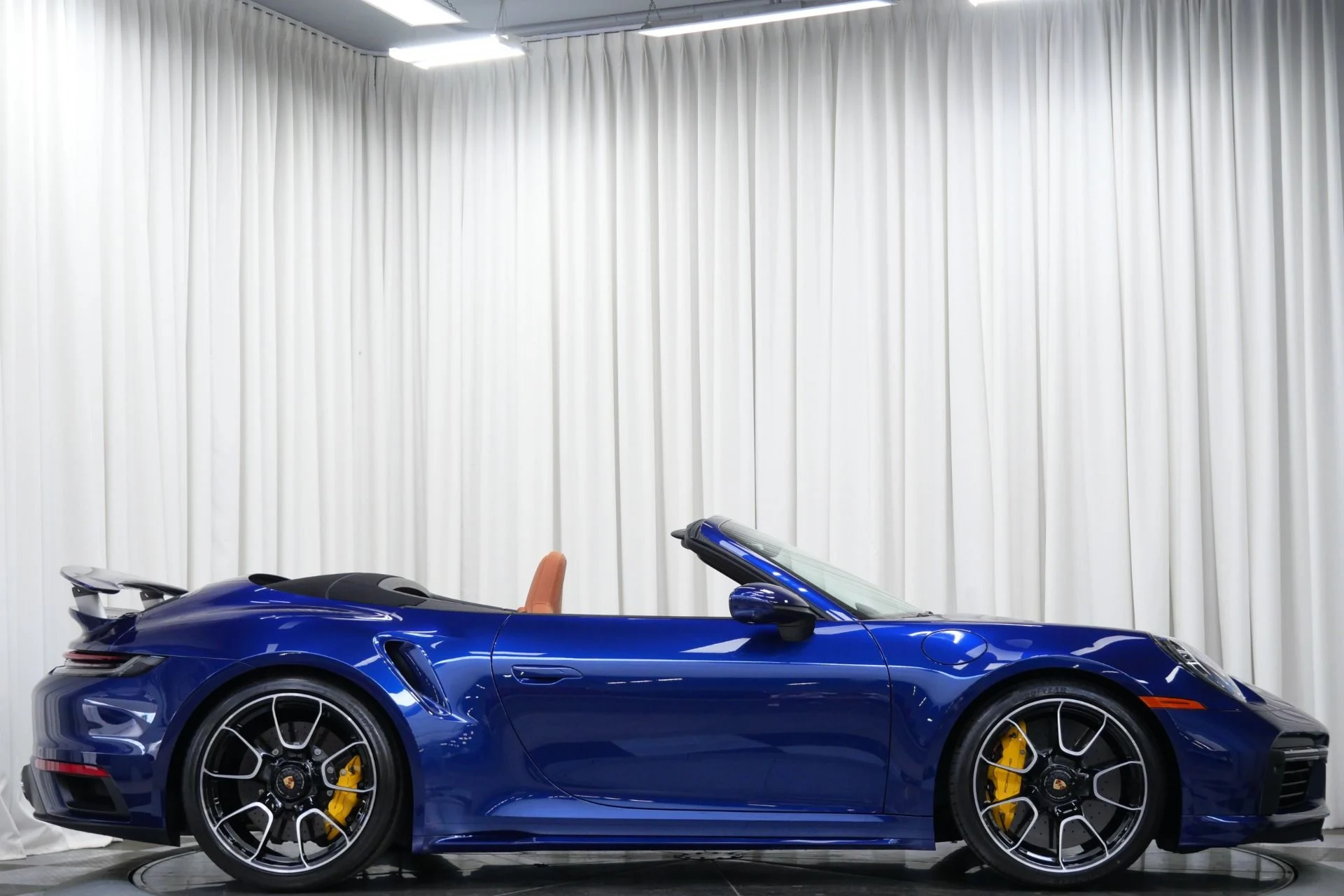 mph055_478216705_Used_2023_Porsche_911_Turbo_S_Cabriolet_1758898003_eec3fa18a7