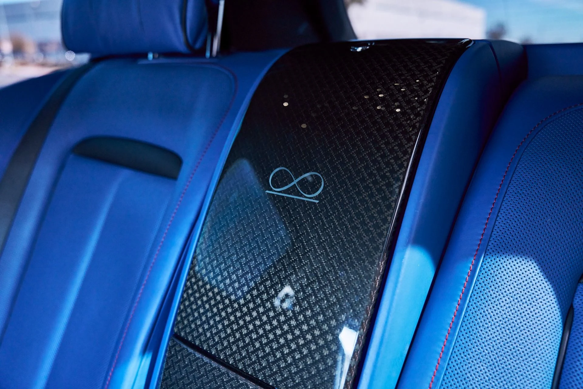 mph055_507322418_Used_2021_Rolls_Royce_Cullinan_Base_1770692251_2ad3e6890e