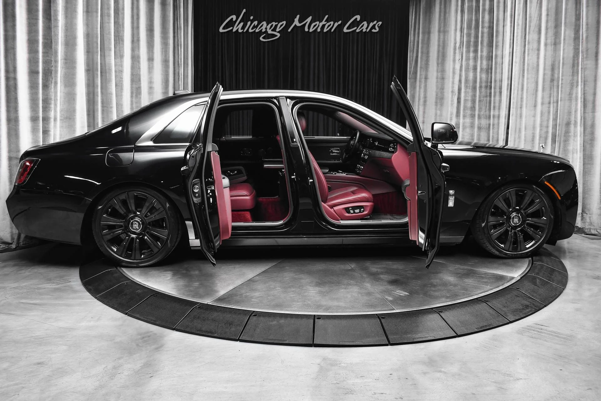 mph055_53469573_13149_p56_l_7d42a06304