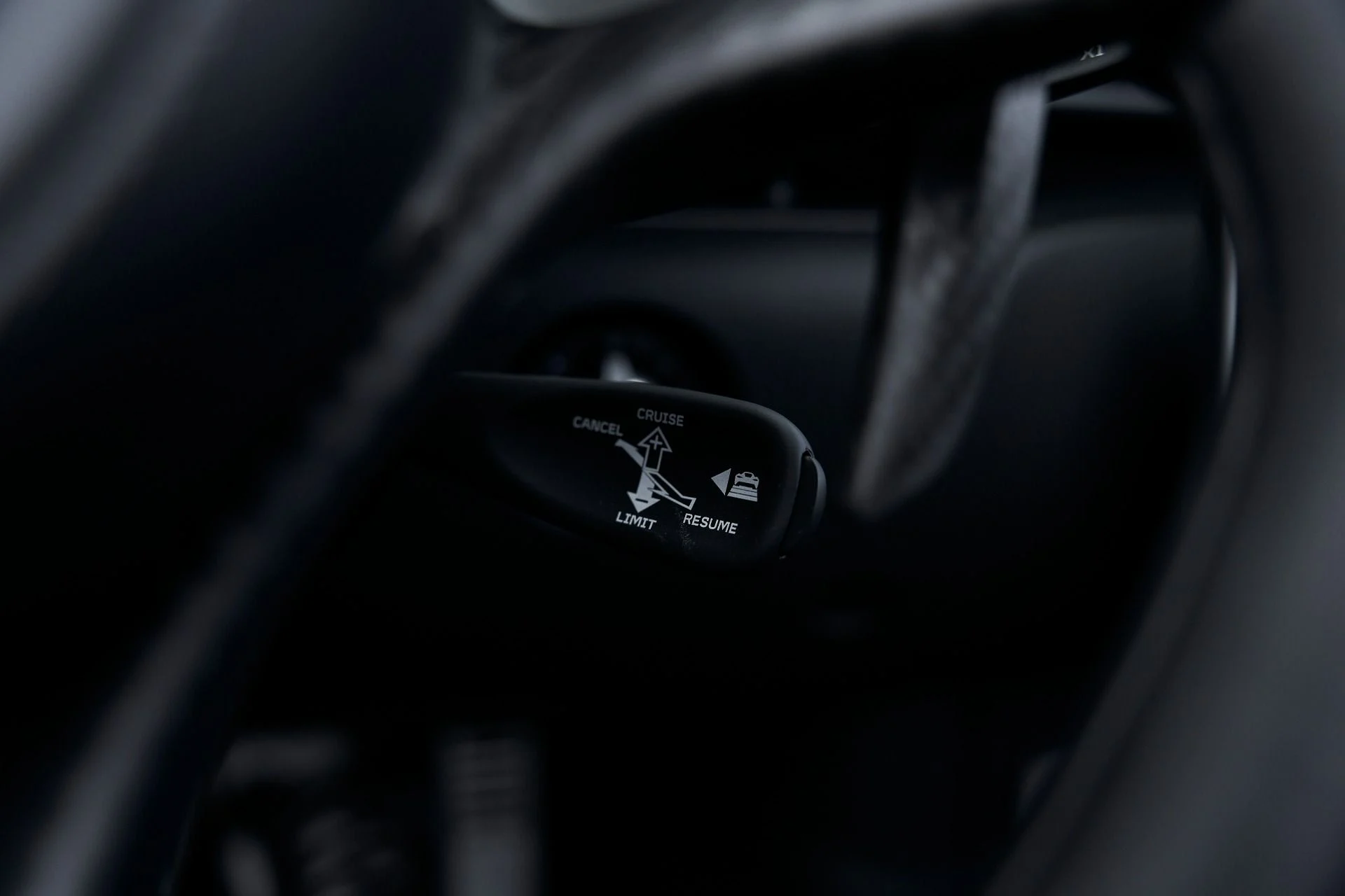 mph055_551960634_Used_2025_Mc_Laren_Artura_1769221556_cdf5a00177