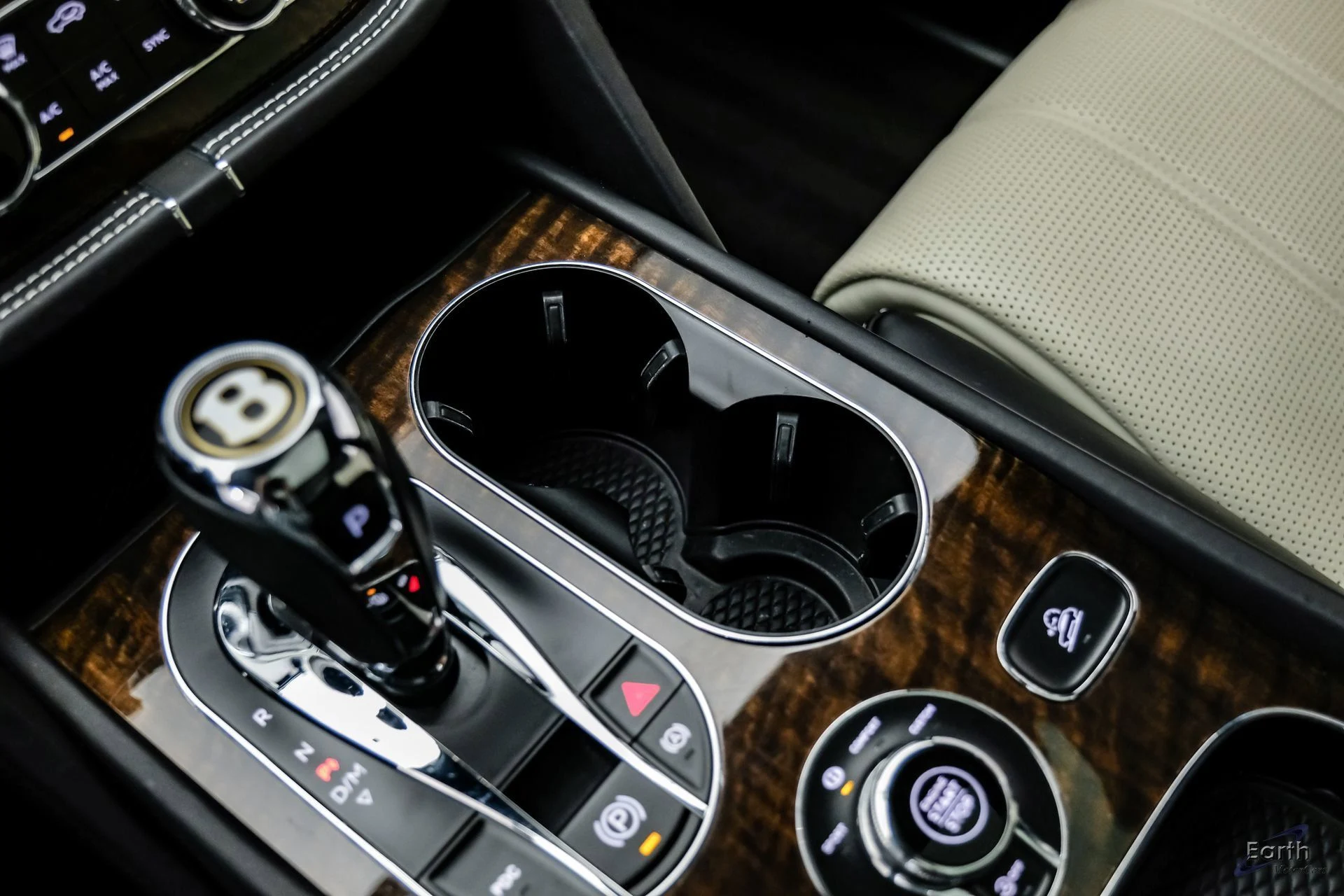 mph055_552434512_2ad698a52019a036fa532d9454a2b224x_b2137d4424