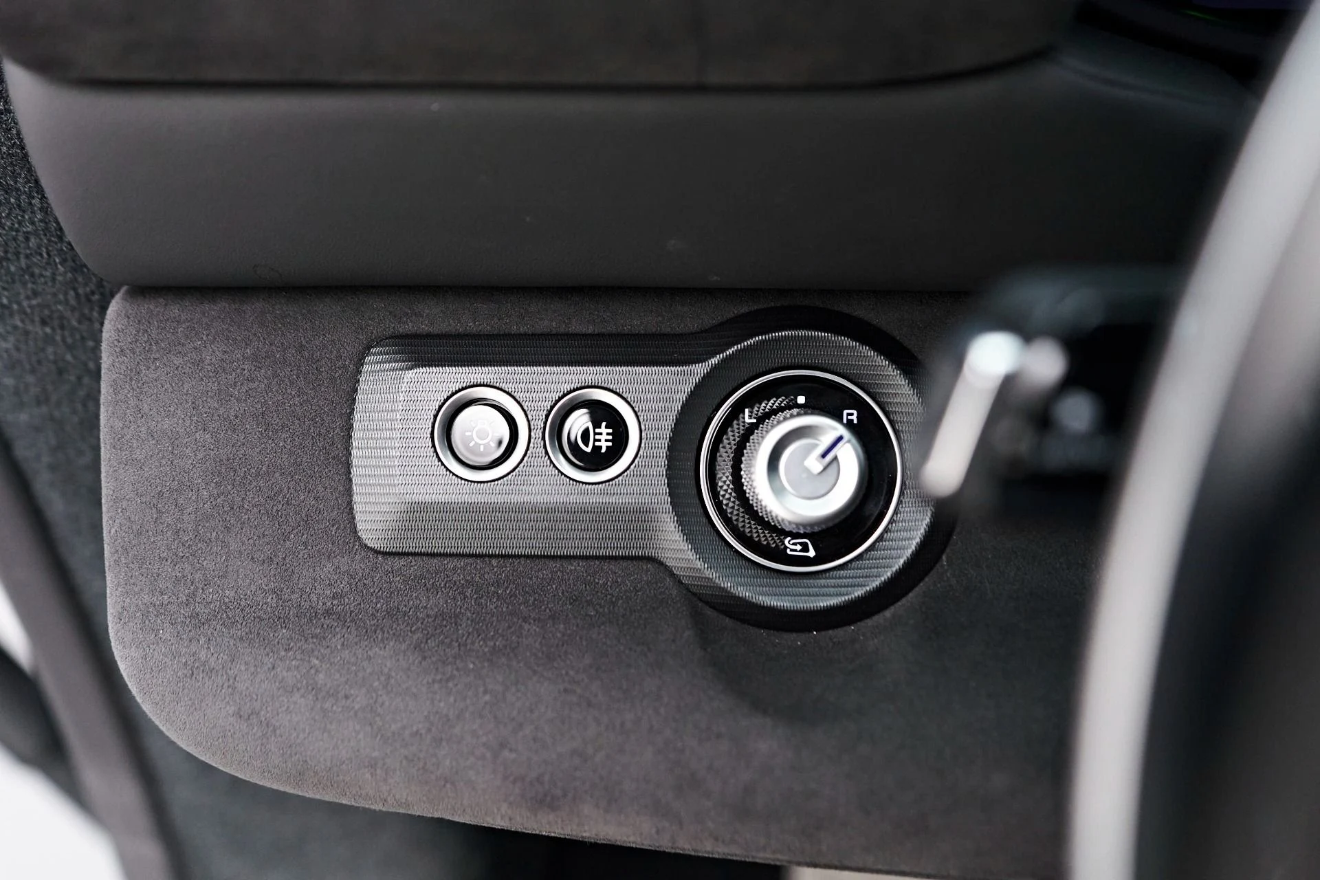 mph055_556419993_Used_2023_Maserati_MC_20_Base_1721243405_6ac435bc1c