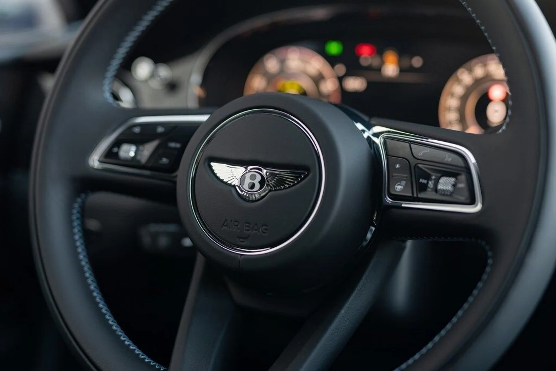 mph055_557073133_00e24d168386febd4f36fa7251f5c2dfx_027fc1b59b