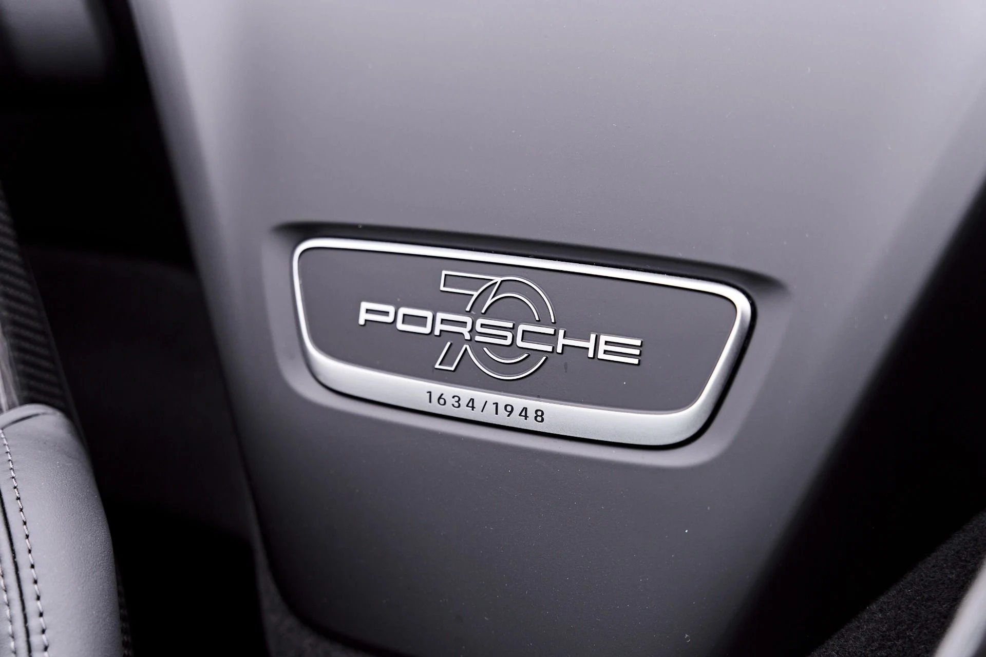 mph055_561884663_Used_2019_Porsche_911_Speedster_1791997672_7e803ab830