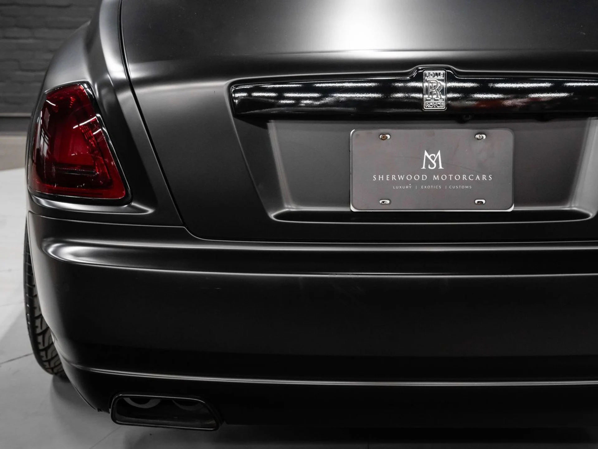 mph055_5818427_rolls_royce_ghost_2012_5fe8313468