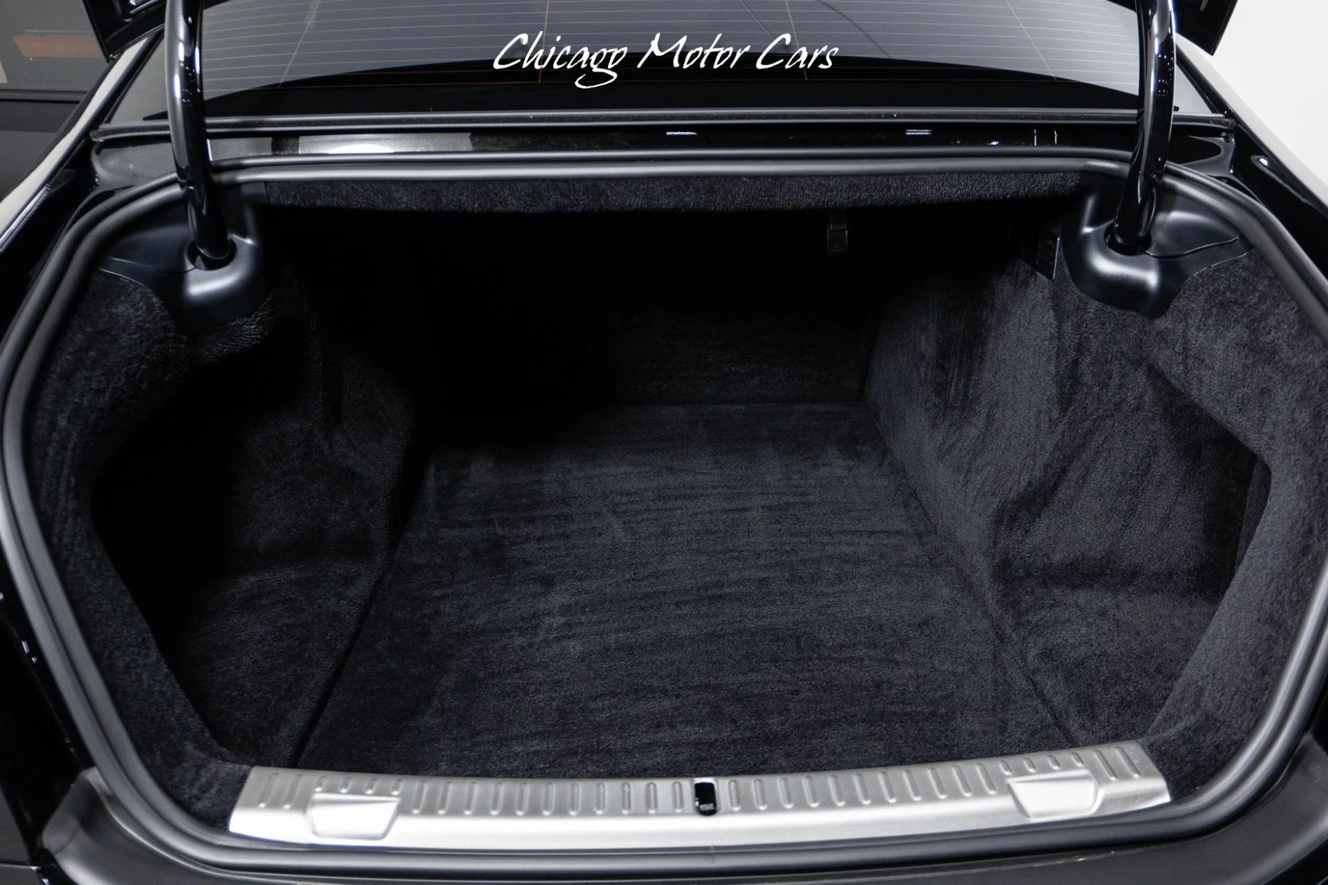 mph055_589395892_13458_p56_l_902a09607a