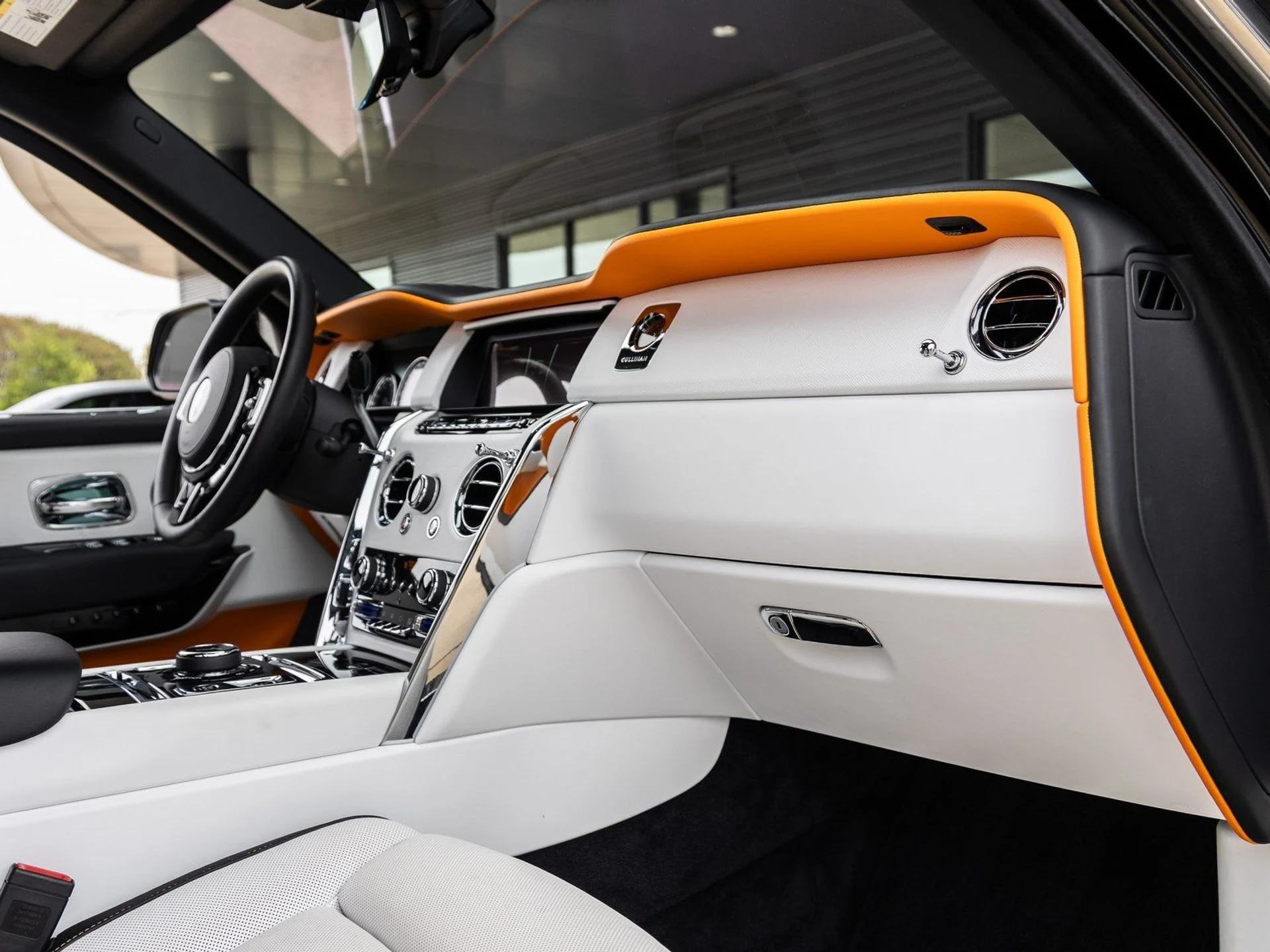 mph055_633068961_56_b554089193