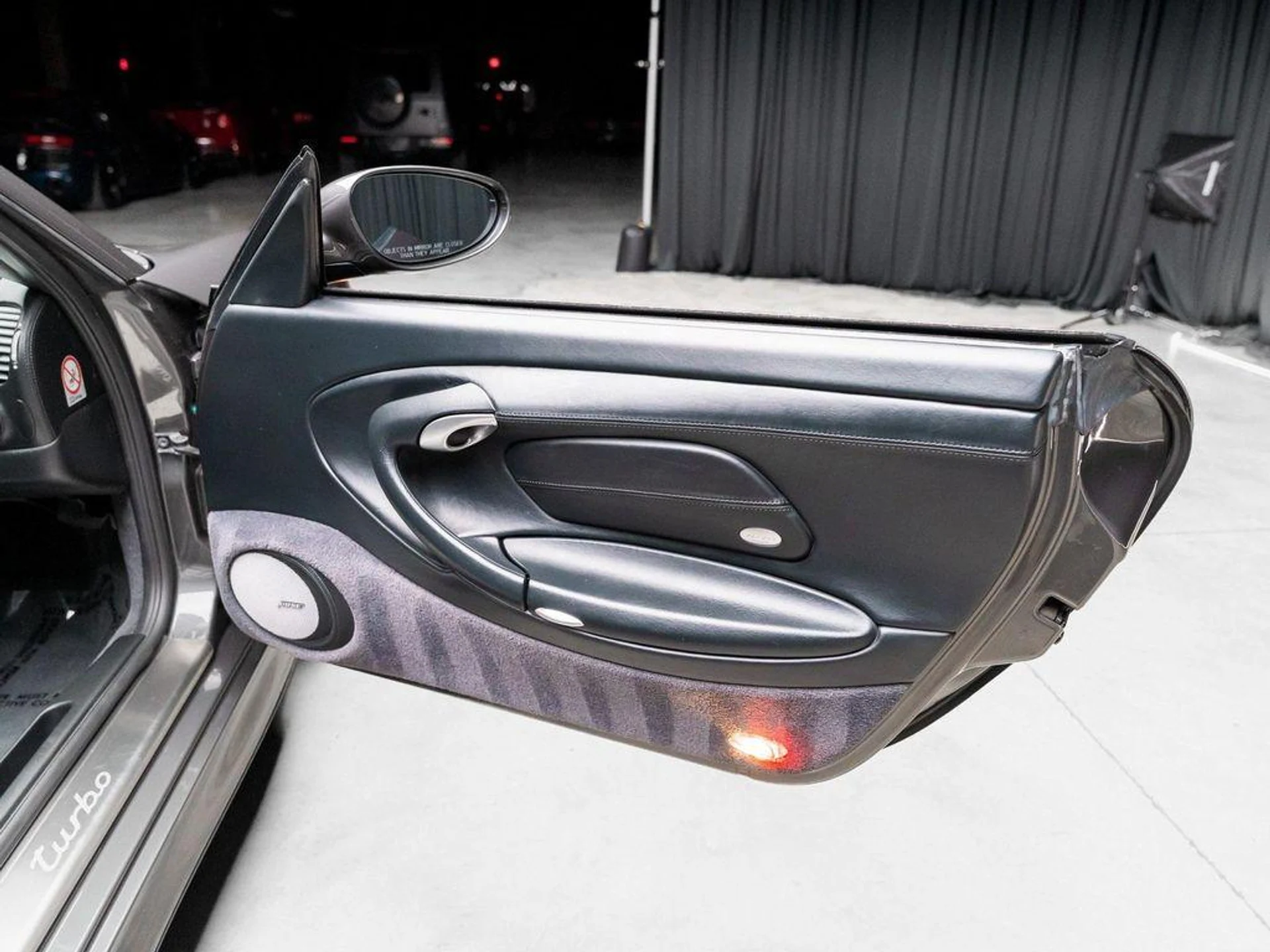 mph055_651411404_da_Oq_Mi_F_Uk_E5wwj_Vyw_M0_S_Ch9d_Sy0_7825366863