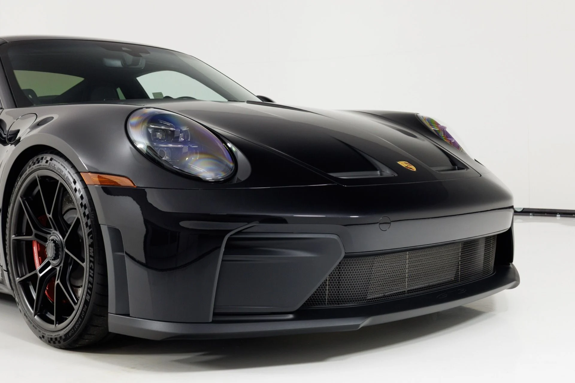 mph055_654455778_Used_2025_Porsche_911_GT_3_1777072064_27914e3aad