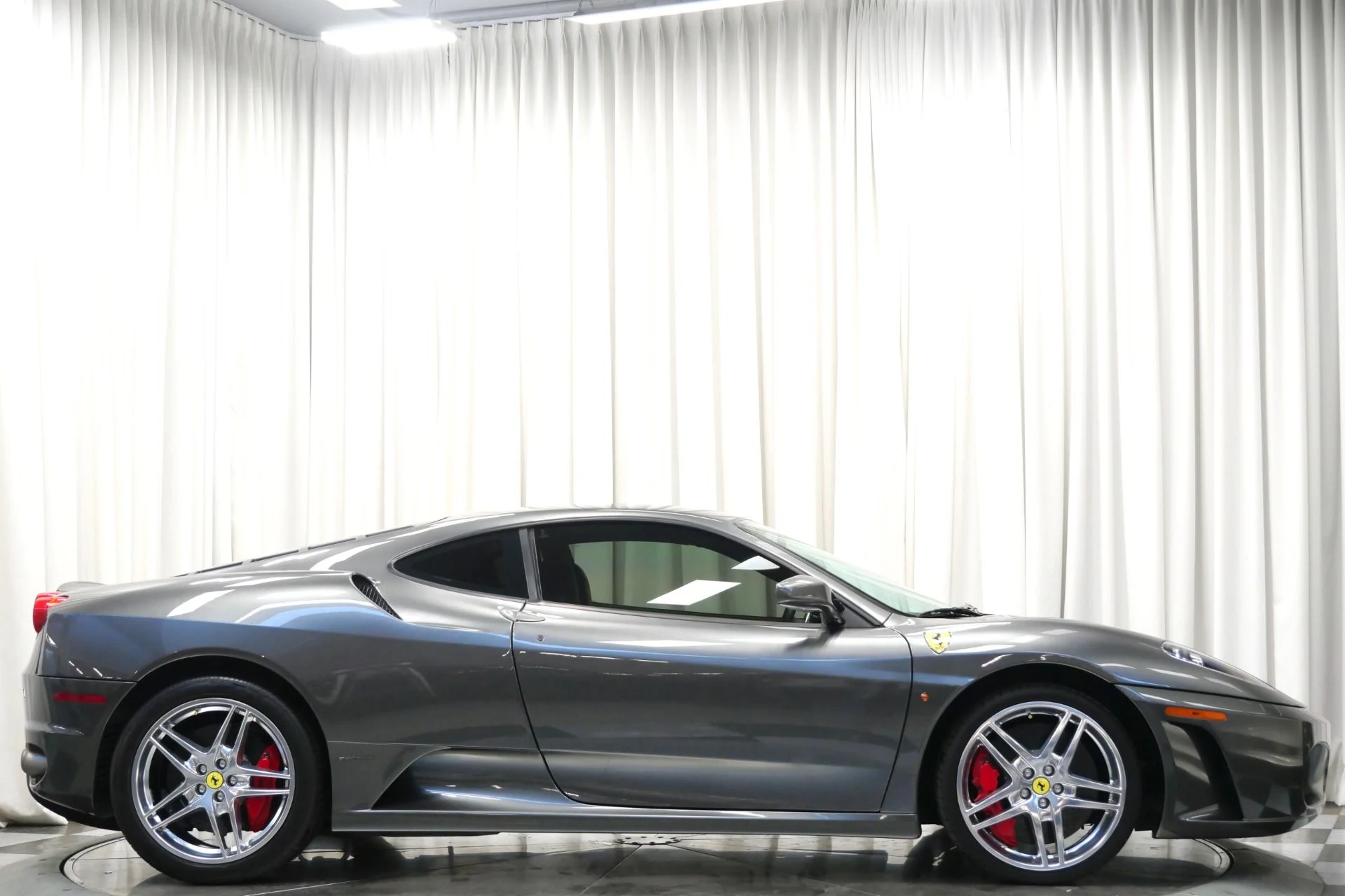 mph055_666545587_Used_2005_Ferrari_F430_1760551020_ea9a5235f6