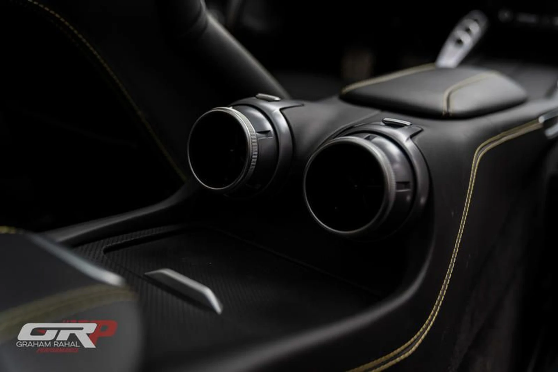 mph055_727777149_63295_A8_D_8_ACA_488_C_9315_48112_DA_40_A08_a2a5109fb5