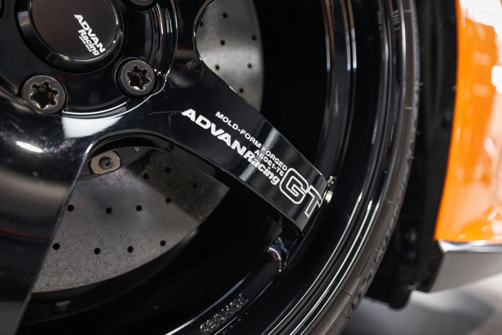 mph055_77237305_Used_2015_Lamborghini_Huracan_VF_Supercharger_LP_610_4_1760479493_89a716b1b2