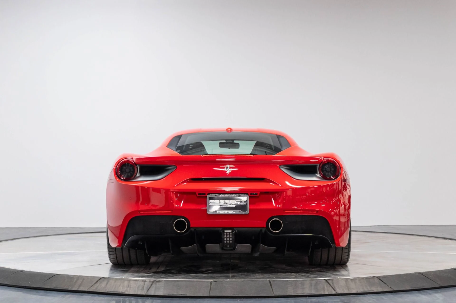 mph055_773257585_Used_2018_Ferrari_488_GTB_1786120239_e482ea7039
