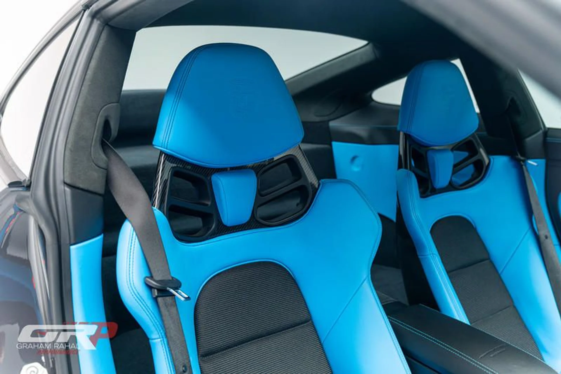 mph055_775109123_268_C6_A58_58_AD_4417_8423_0_C56_A297_E212_a12a740442