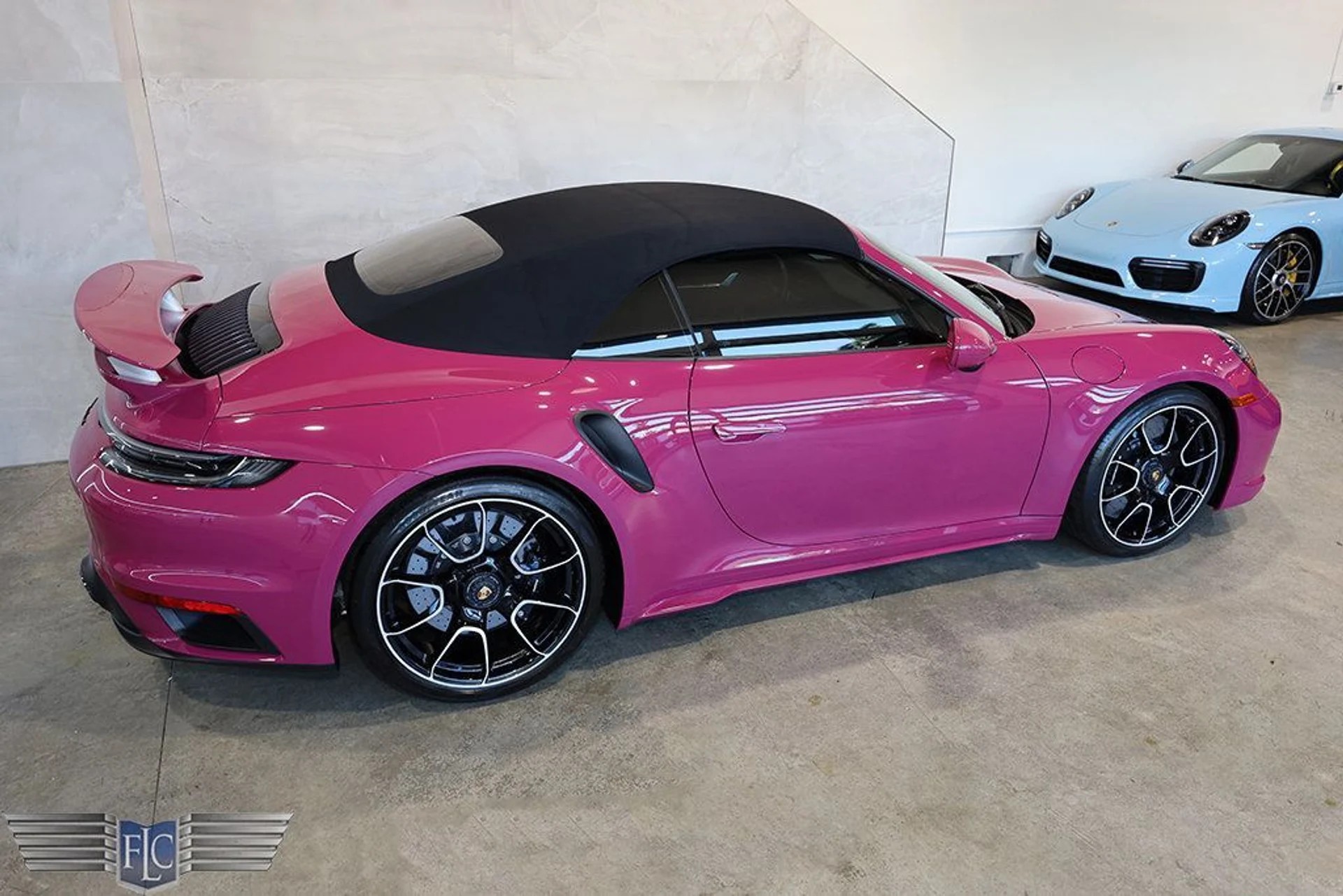 mph055_796006414_used_2024_porsche_911_turboscabriolet_9689_22977527_56_1024_611b02612a