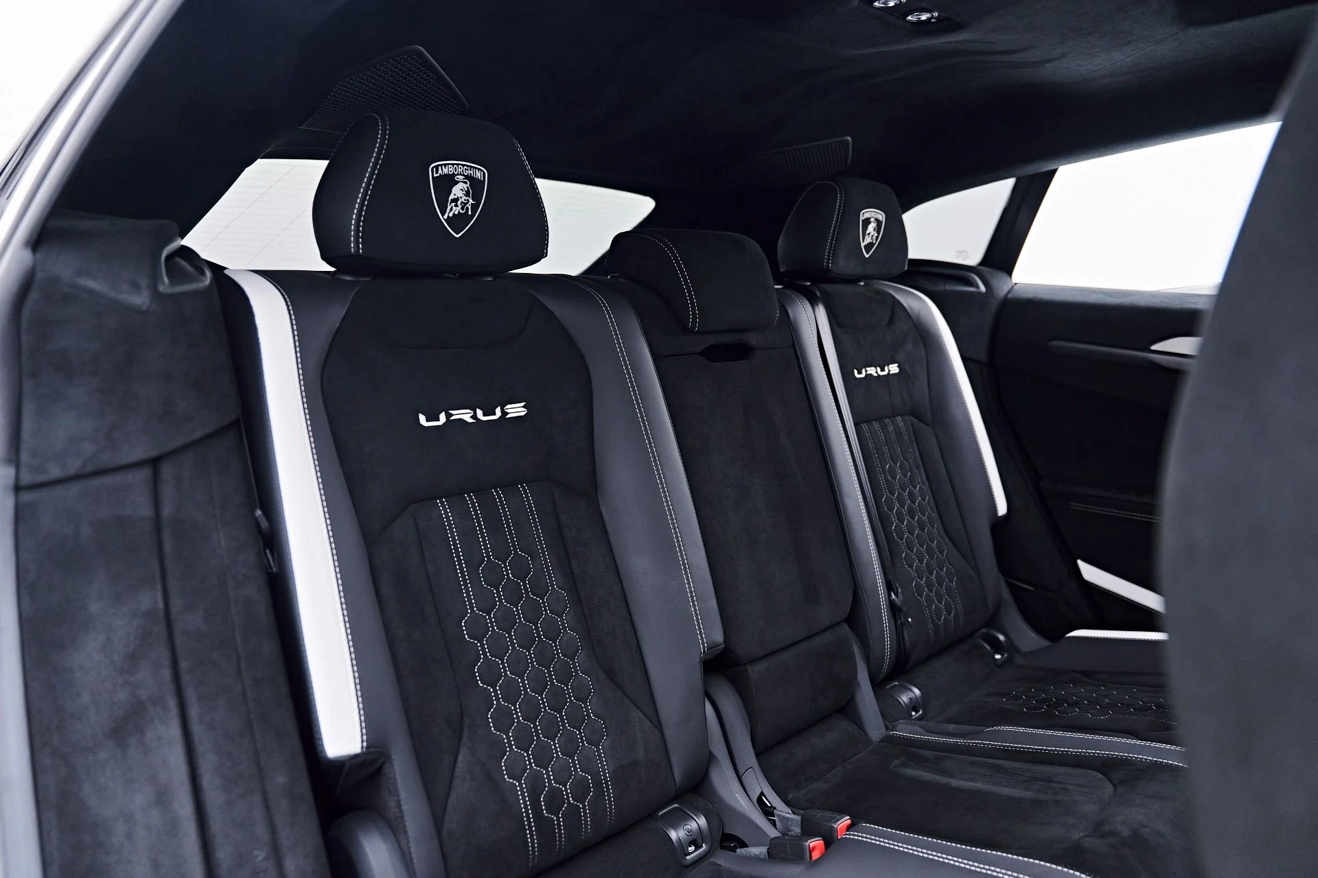 mph055_800778945_Used_2023_Lamborghini_Urus_Performante_1785711342_e37fab4001