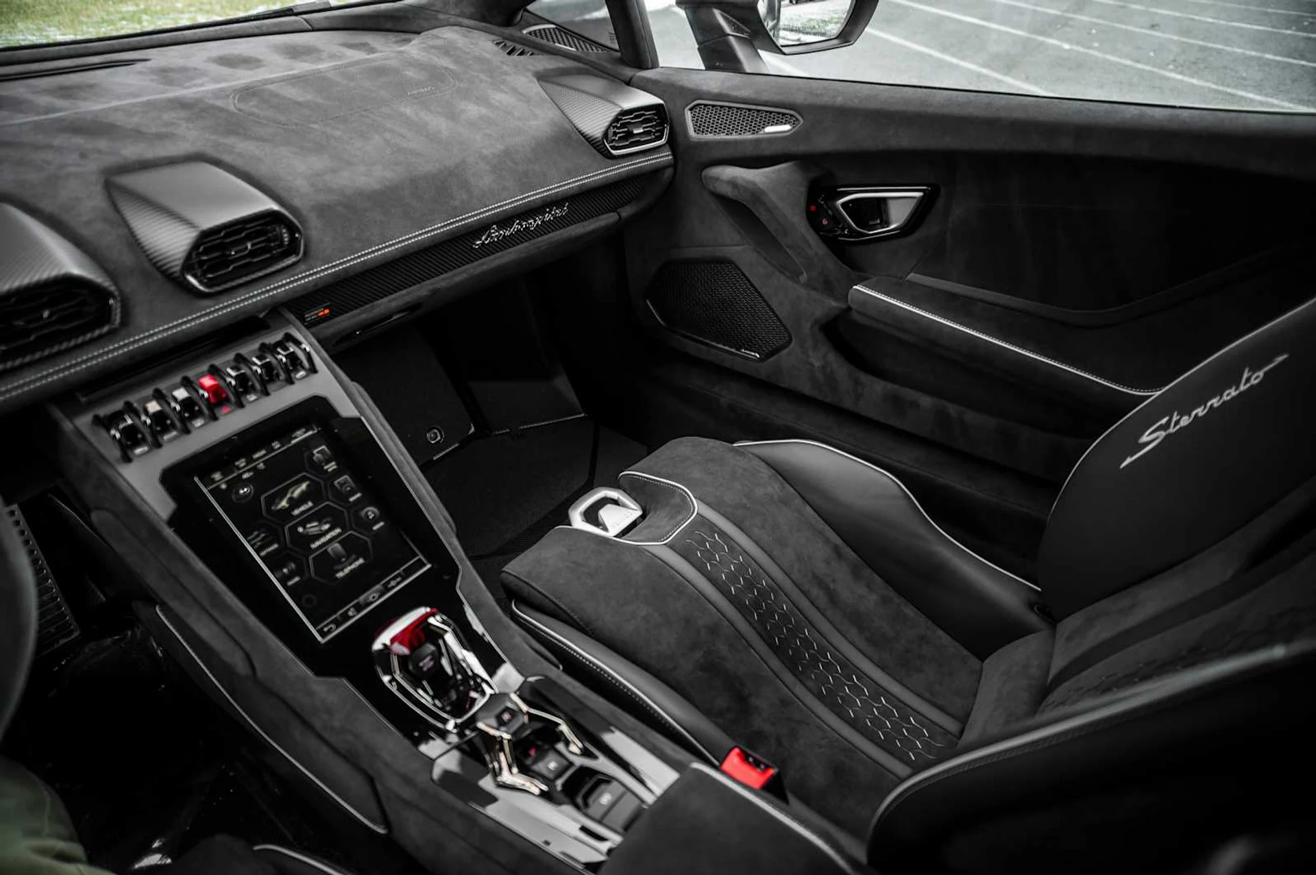 mph055_831783668_ce79a67c6bf22e34663c94eab030f235x_2c9a0171ec