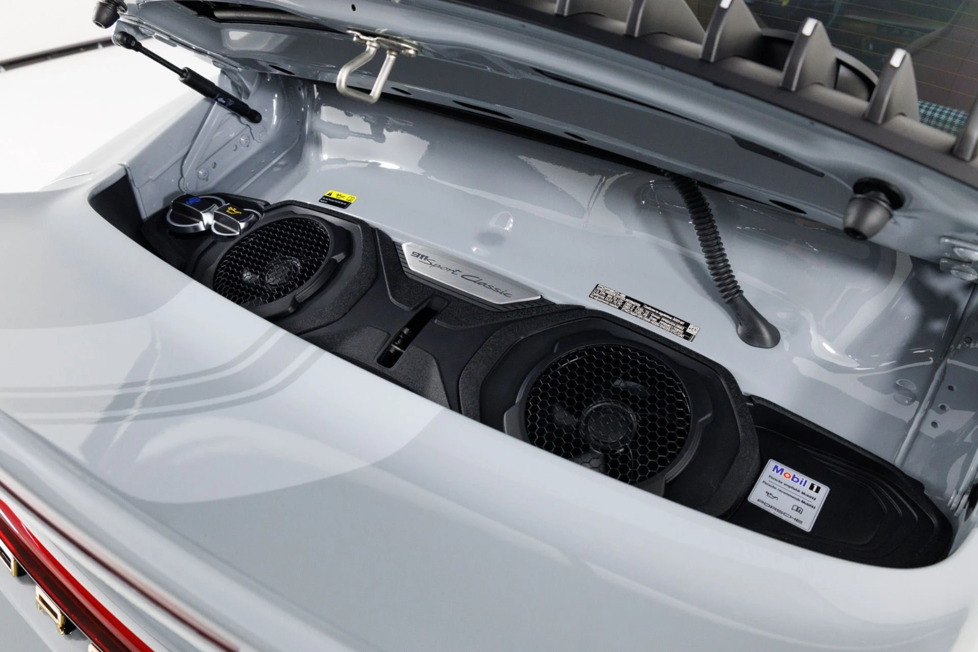 mph055_838075055_Used_2023_Porsche_911_Sport_Classic_1775497653_81df1912aa