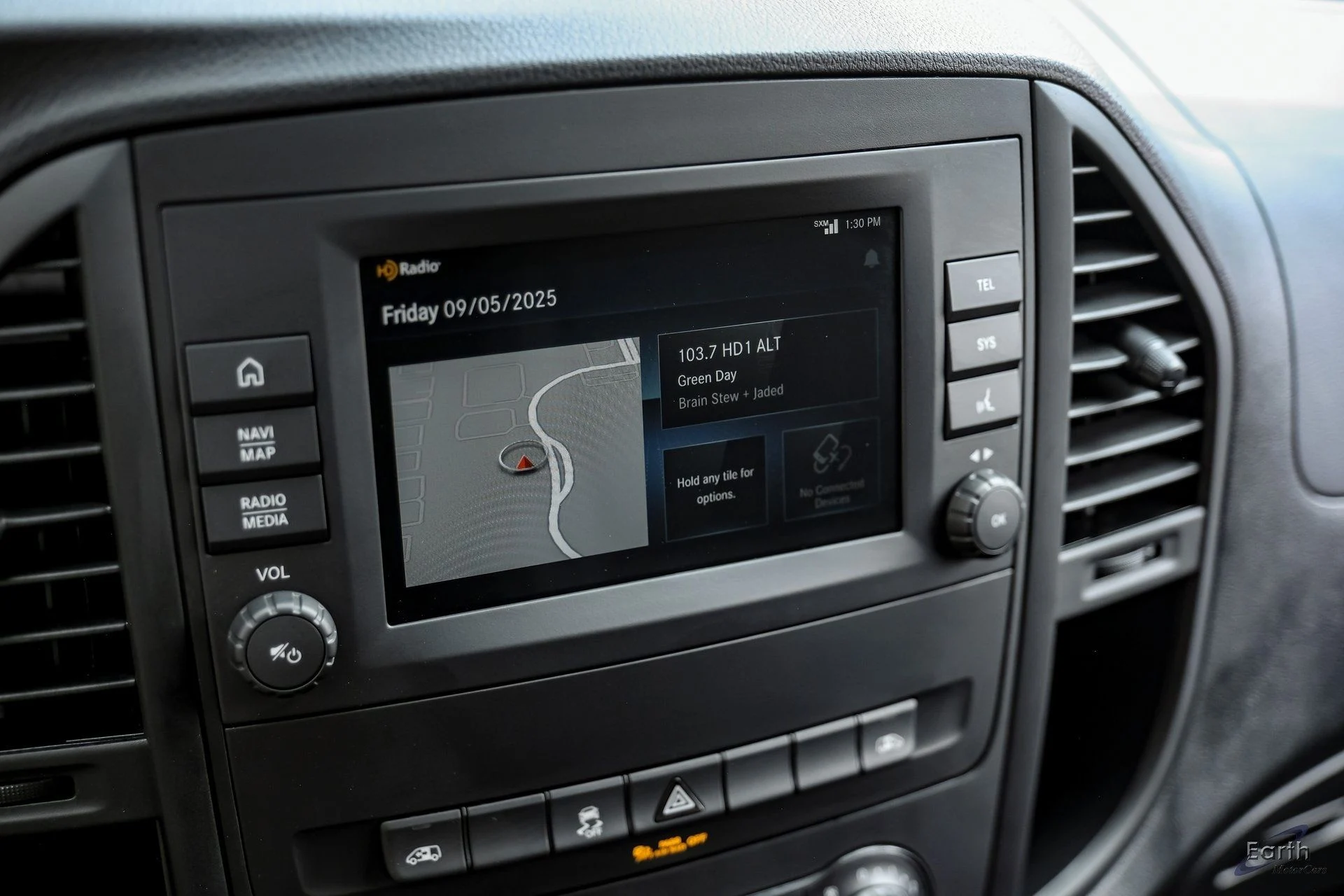 mph055_862442841_af6cb9d5fa9a042e7da499f7f606c1bbx_e3cb0e4468