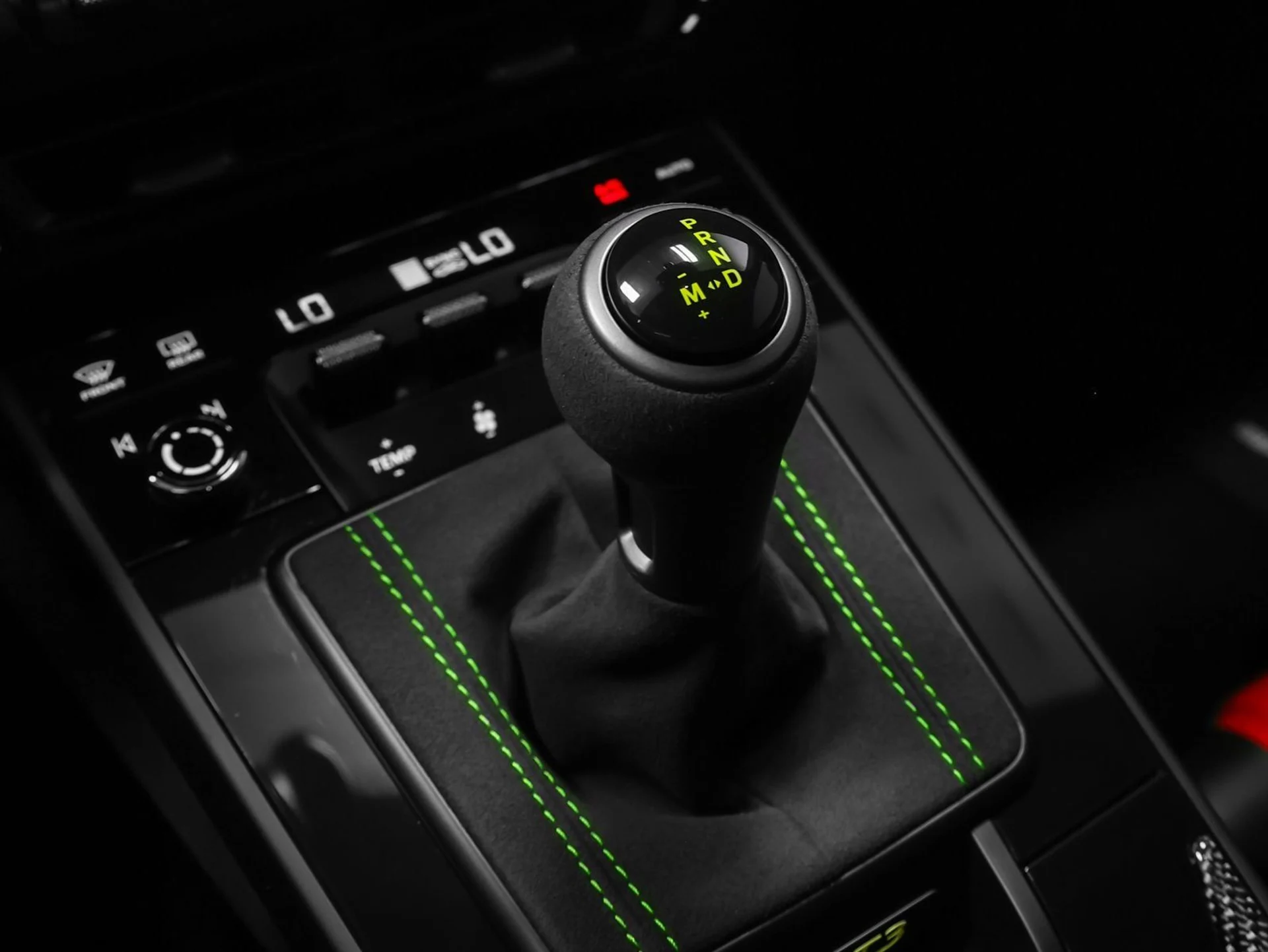 mph055_864387863_56_6d66246c3f