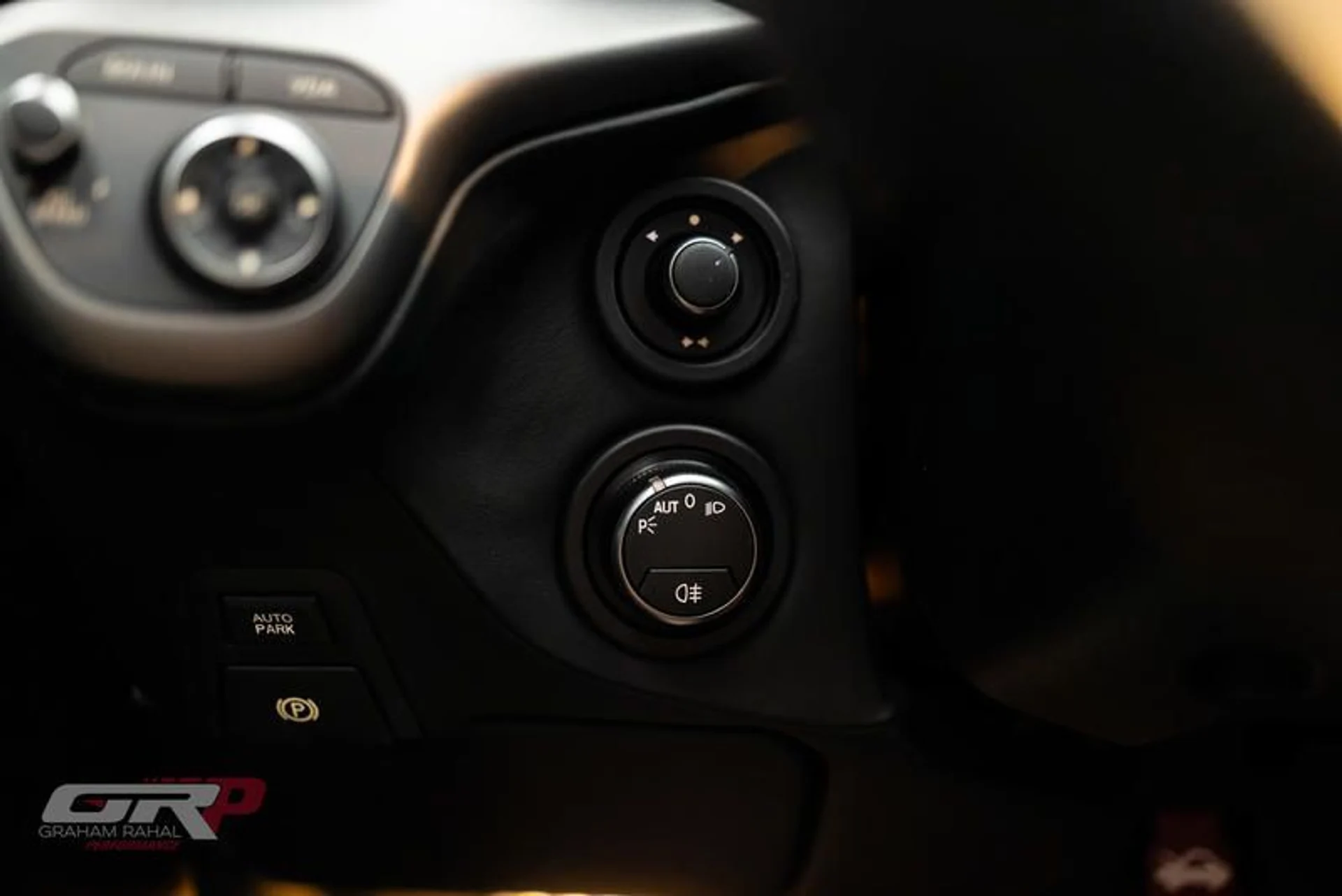 mph055_867488283_A15_D4_DA_3_A392_446_C_A307_BAB_02_FCF_1842_8f9a153924