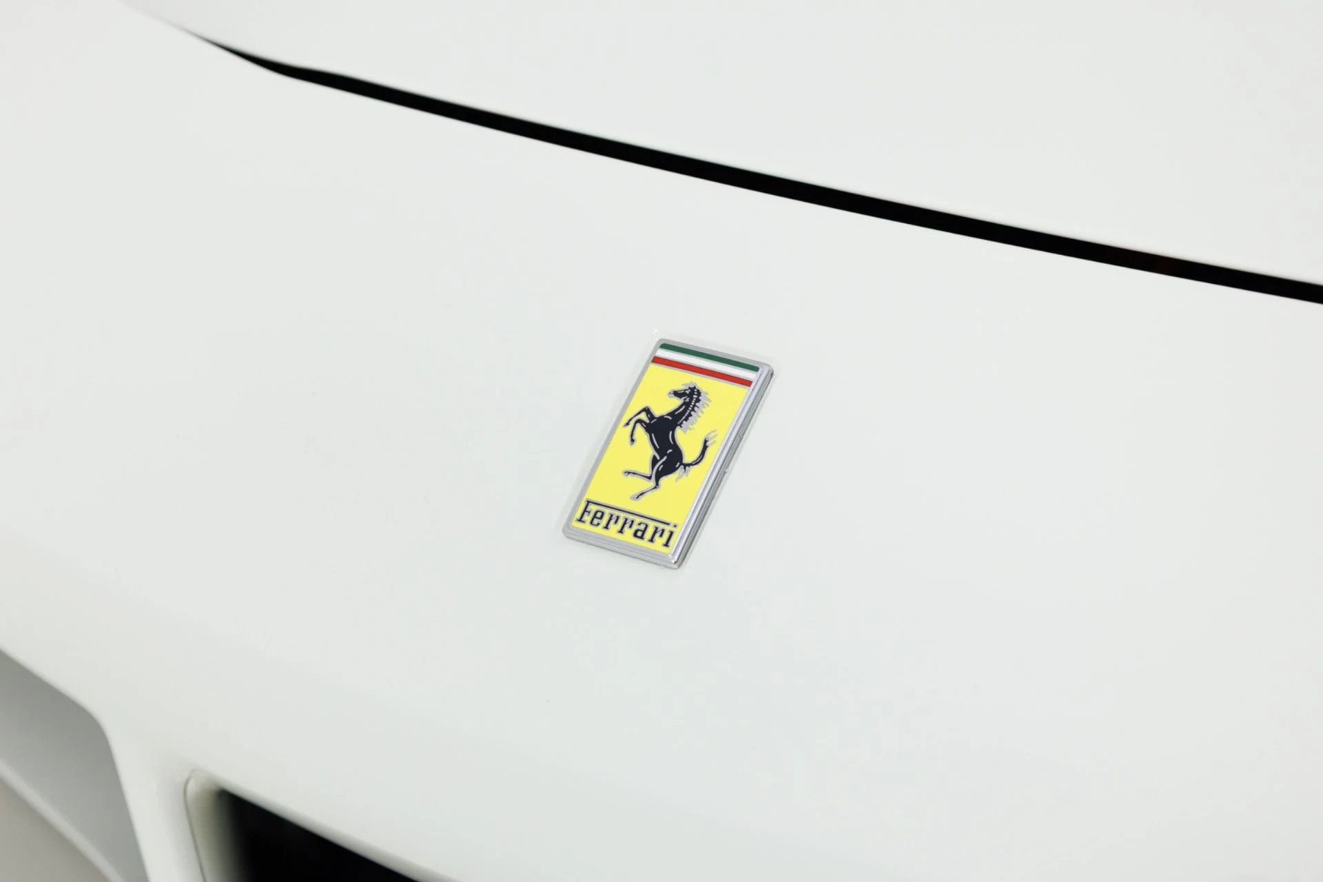 mph055_884827545_Used_2017_Ferrari_488_Spider_1788388463_38e8326dbe