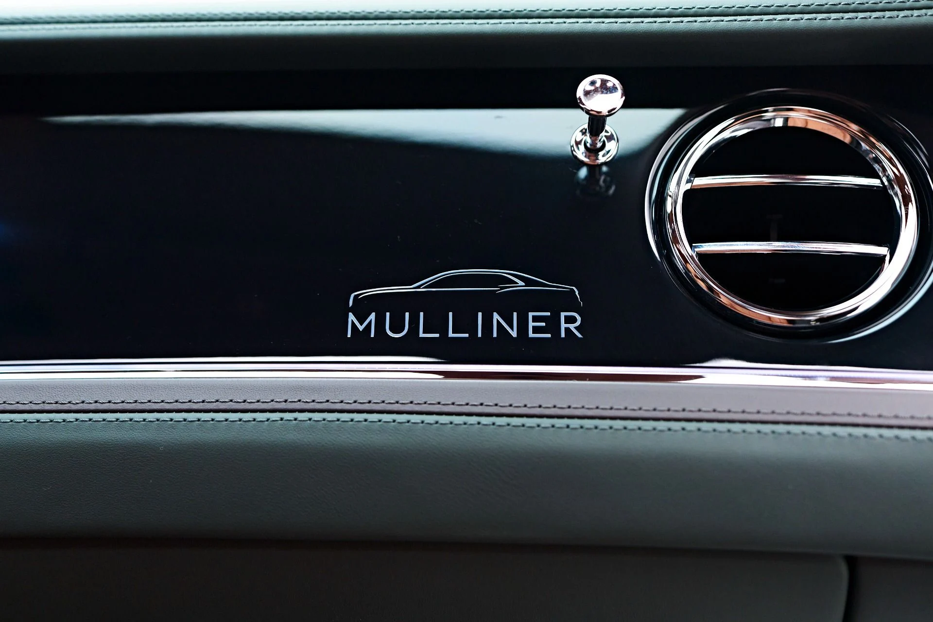 mph055_886603925_Used_2024_Bentley_Flying_Spur_Mulliner_W12_1756173526_4c9714a290