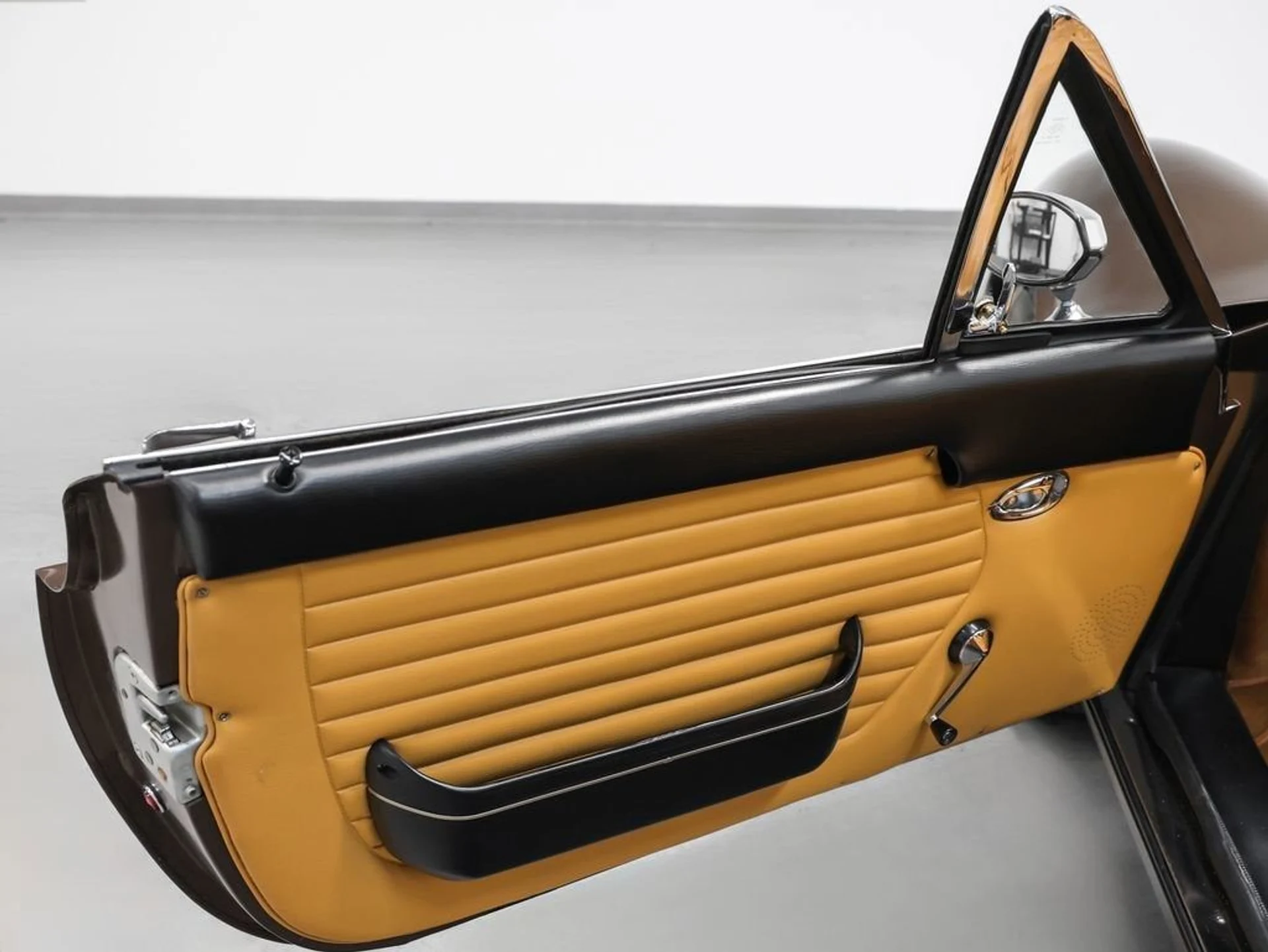 mph055_901880243_56_487da3c5e2