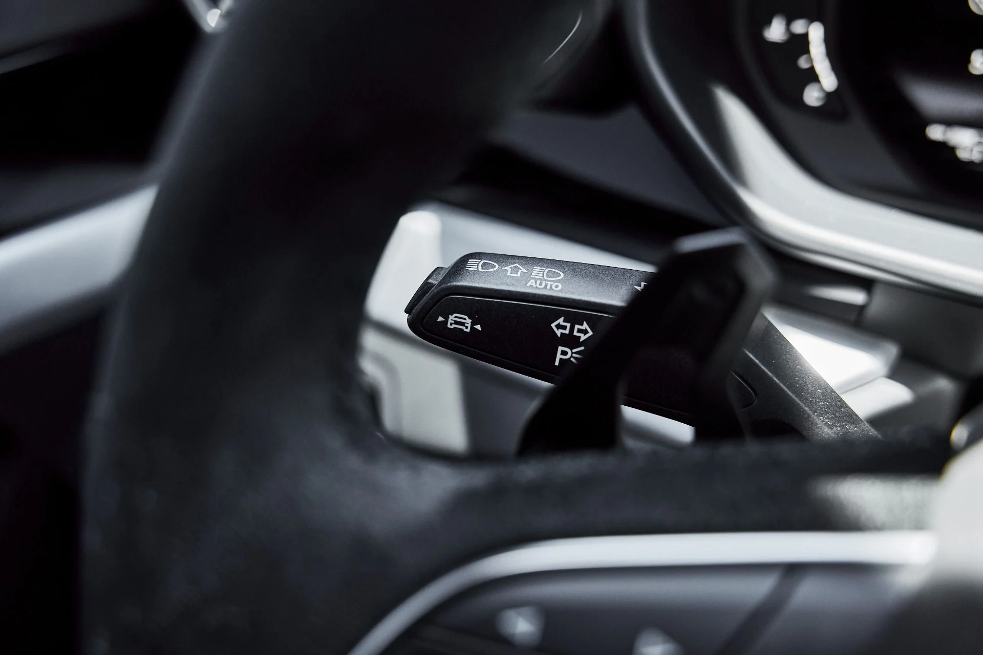 mph055_927511537_Used_2022_Lamborghini_Urus_1778790424_b538d63ee6
