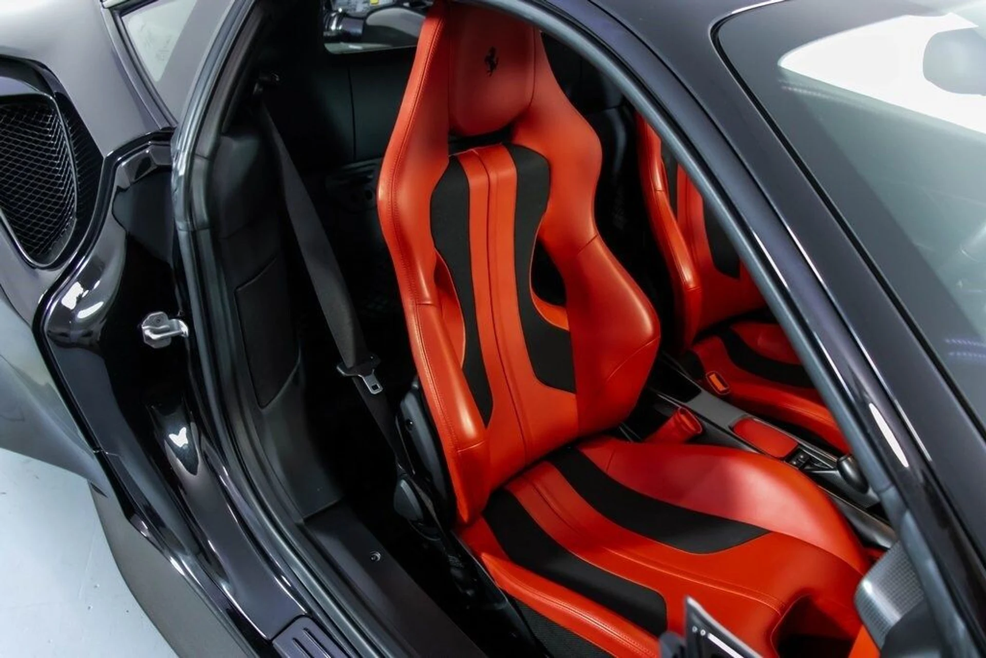 mph055_953728367_2434f634ecc1d4f949de2c5d6db2e881x_8d4187dfb9