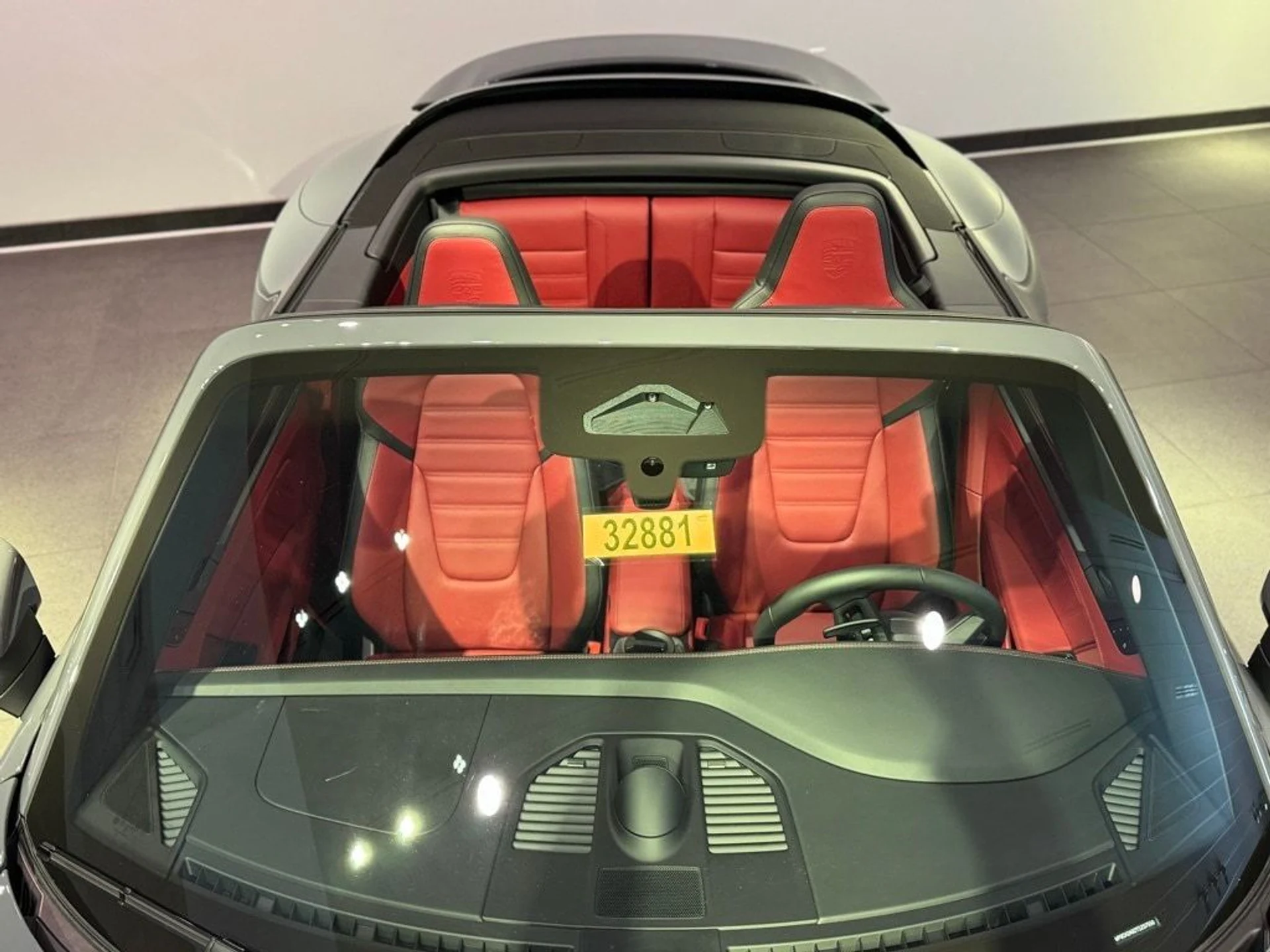 mph055_958180988_dd2e27ba9a76859679d01830969d7ab8x_ec88aa41d2