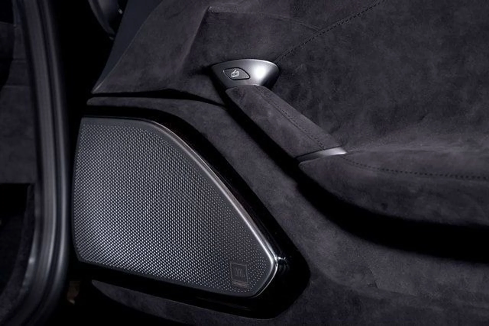 mph056_1003368797_b5d0b67eed4efd659dba46df687bfeecx_e92865f805