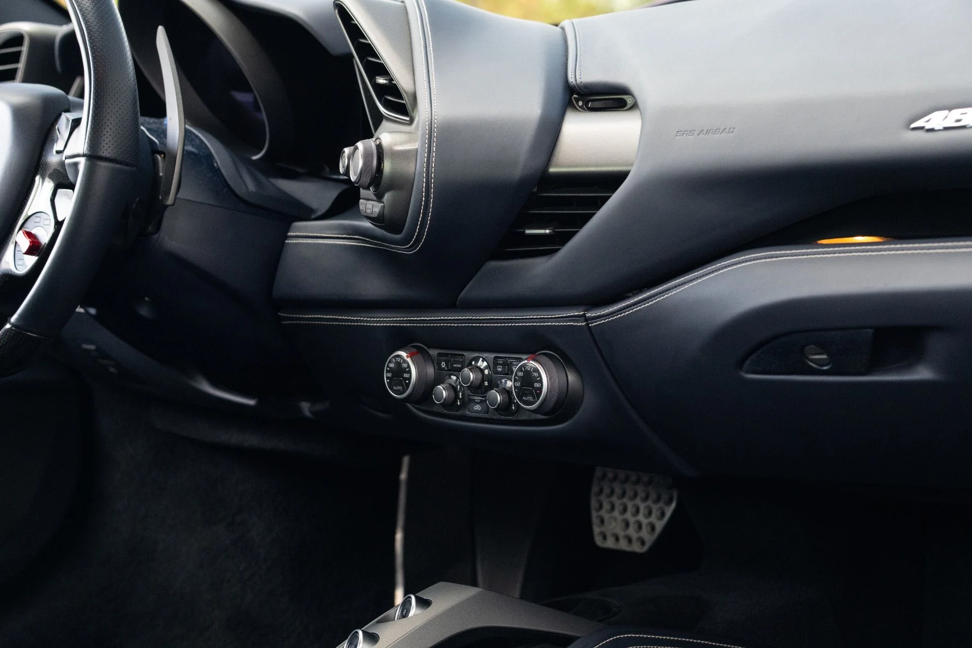 mph056_1014105425_Used_2016_Ferrari_488_GTB_1772567707_4cf0c24f2c