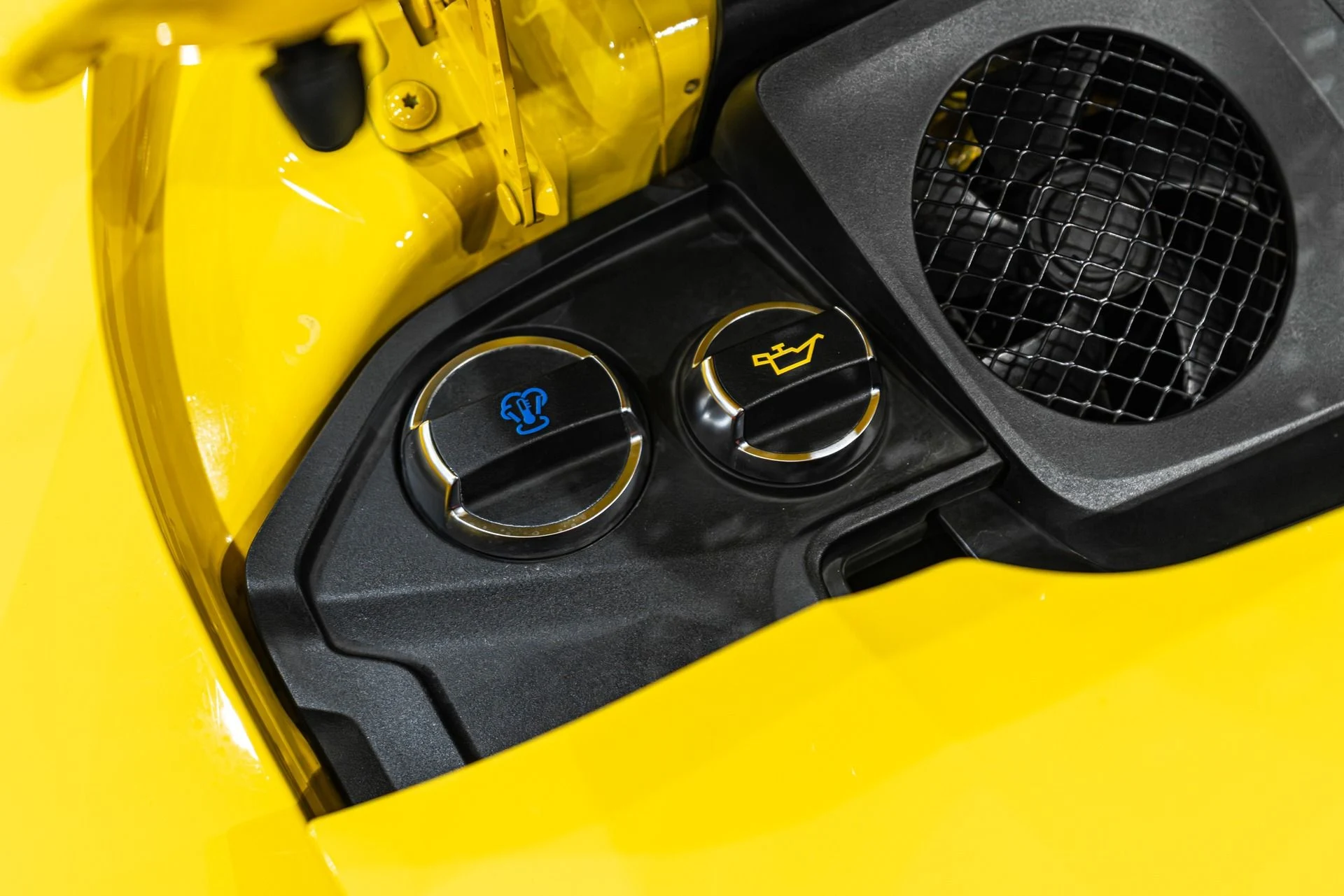 mph056_1014335466_13056_p57_l_02e4df085e